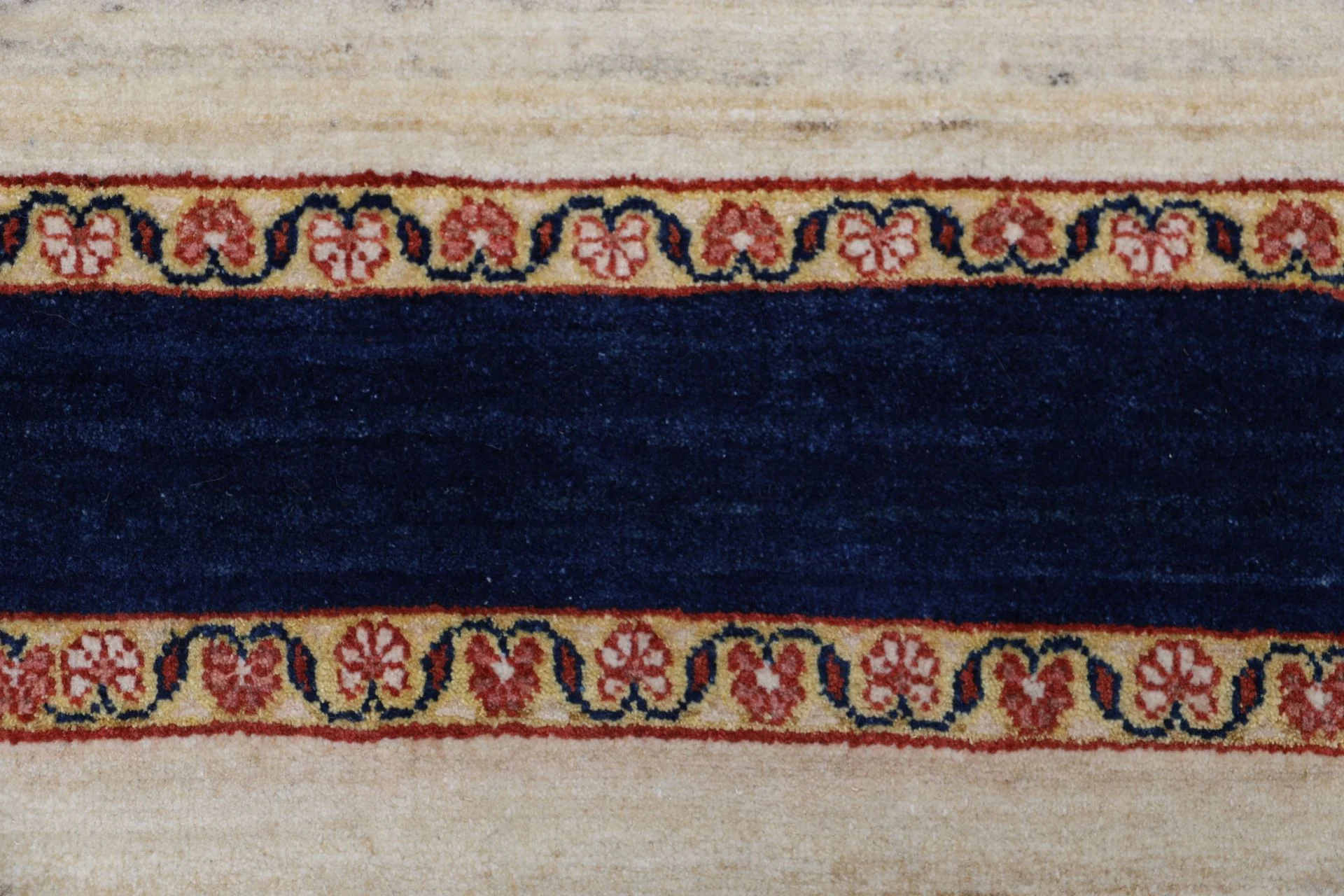 Hand-Knotted Wool Loribaft Persian Rug, 215 × 302 cm