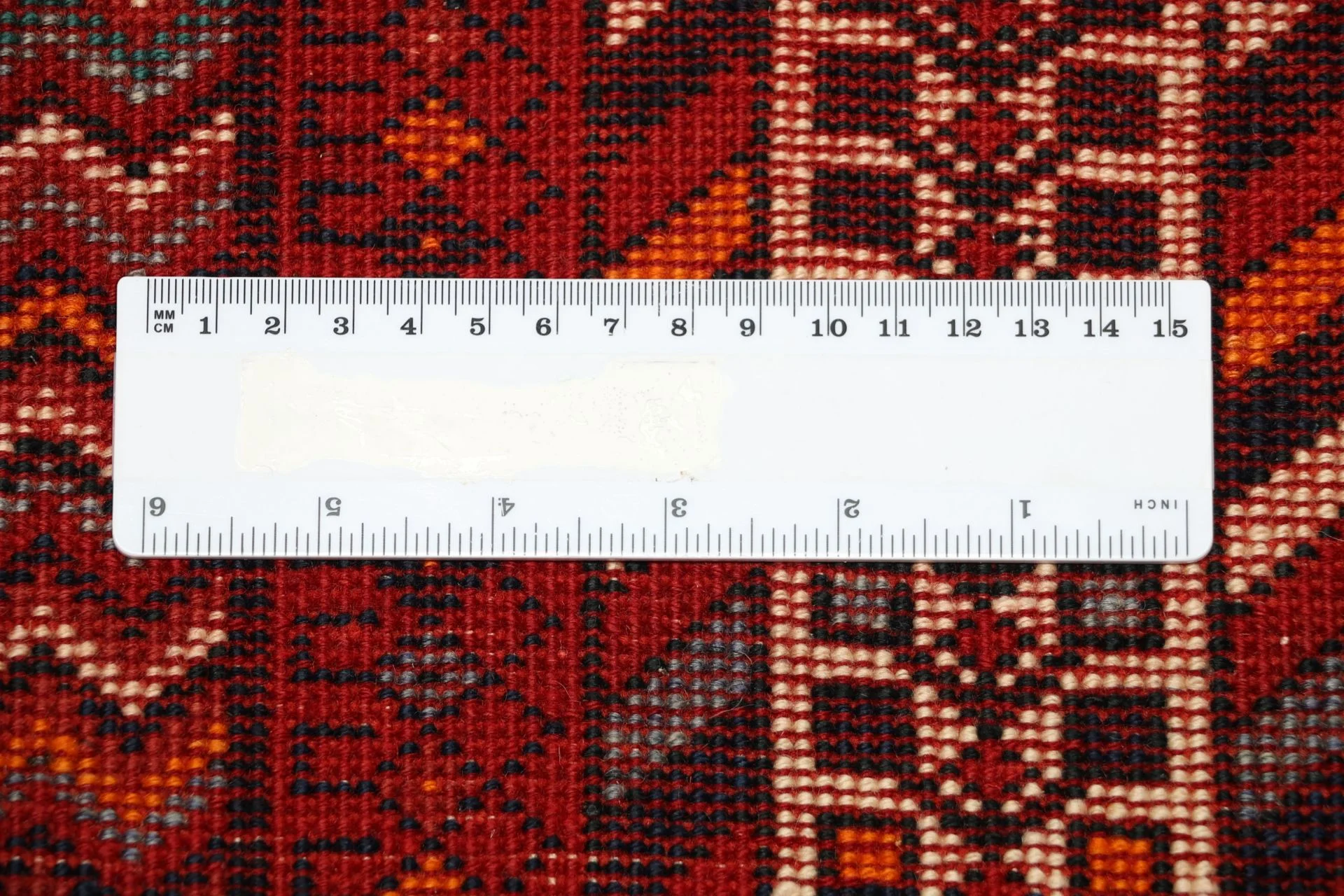 Persian Rug — hand-knotted, 180 × 240 cm, Wool