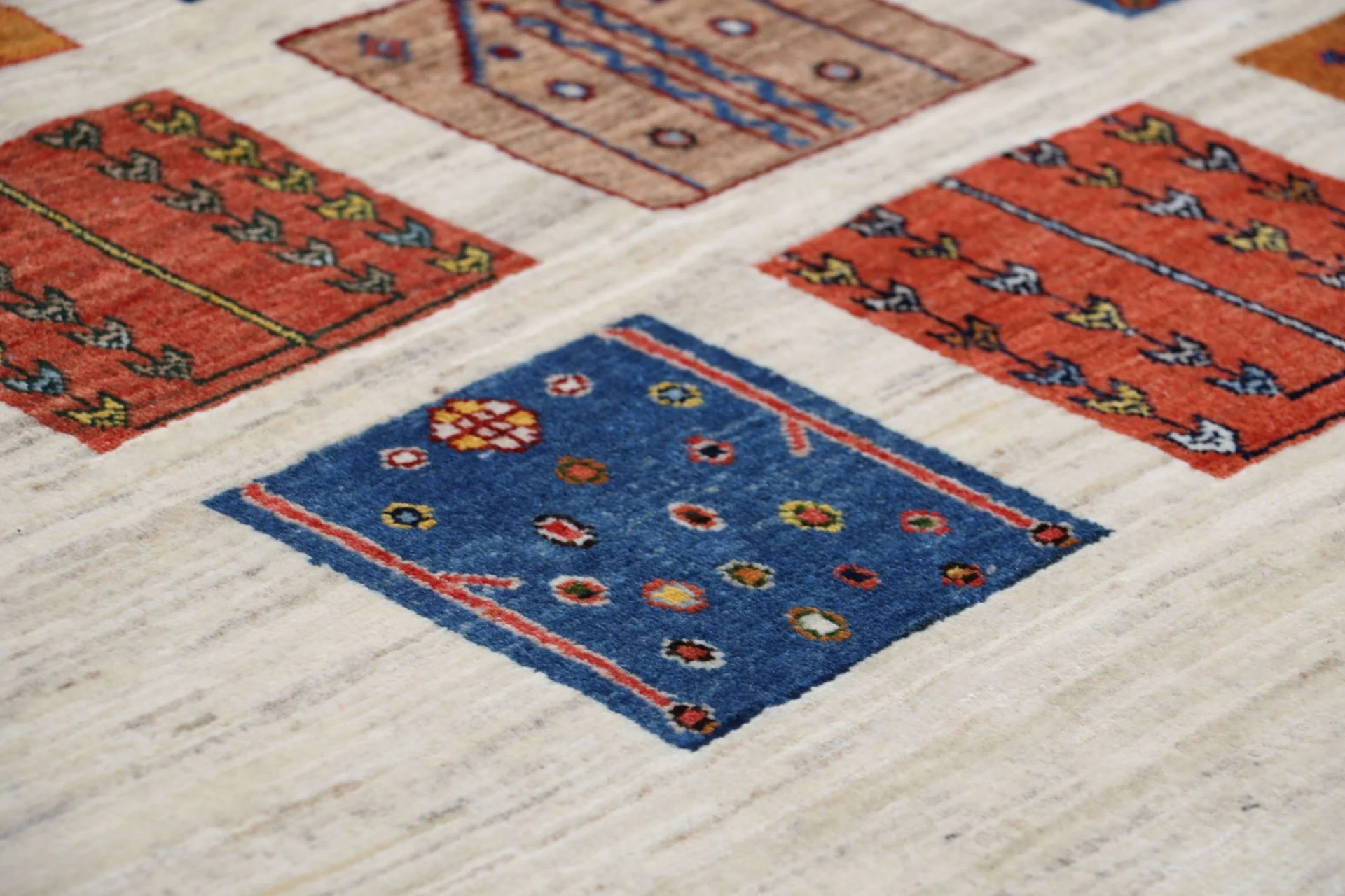 Loribaft Persian Rug 200 × 290 cm, Wool, hand-knotted
