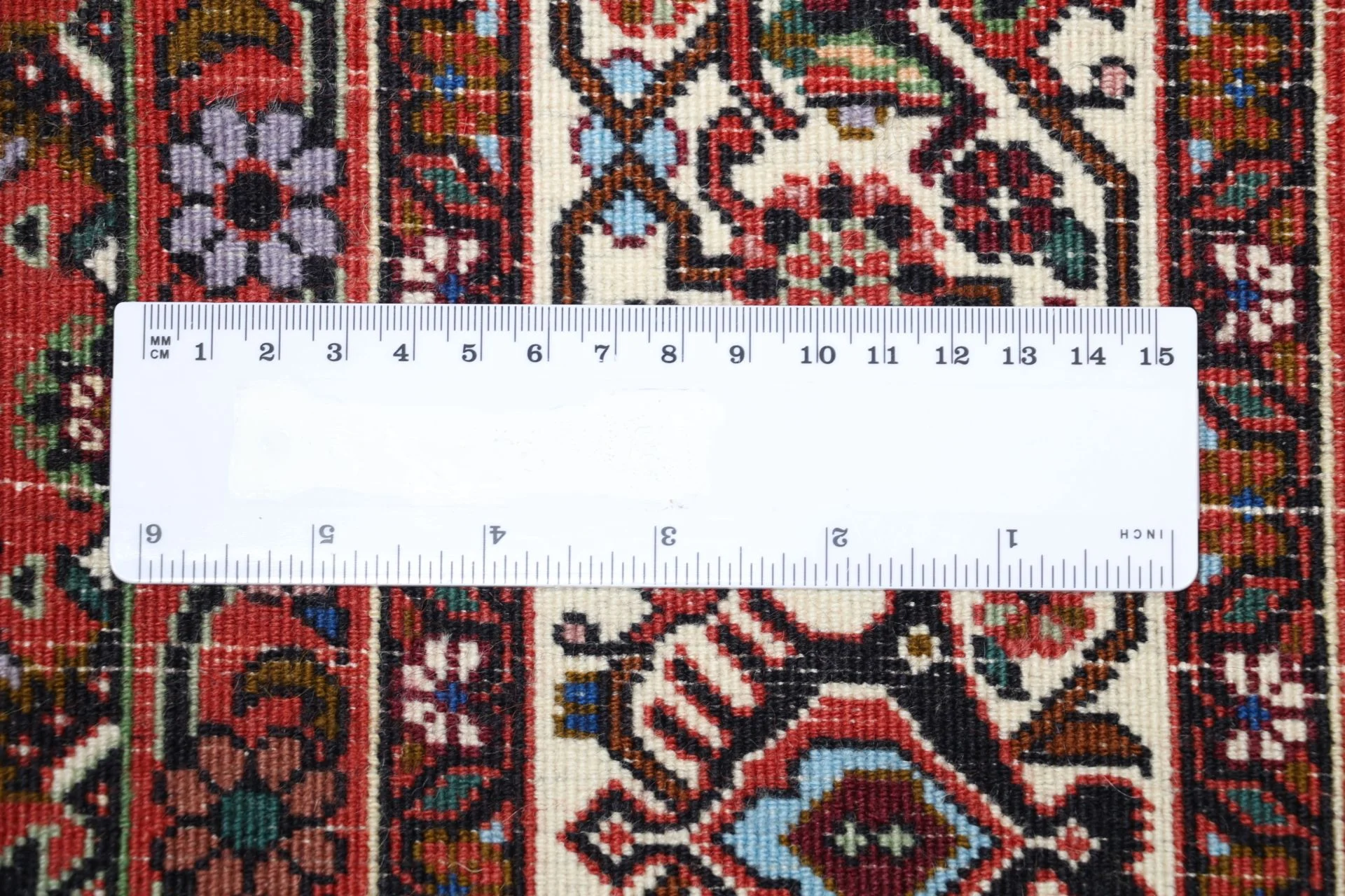 Bijar Persian Rug 170 × 245 cm, Wool, hand-knotted