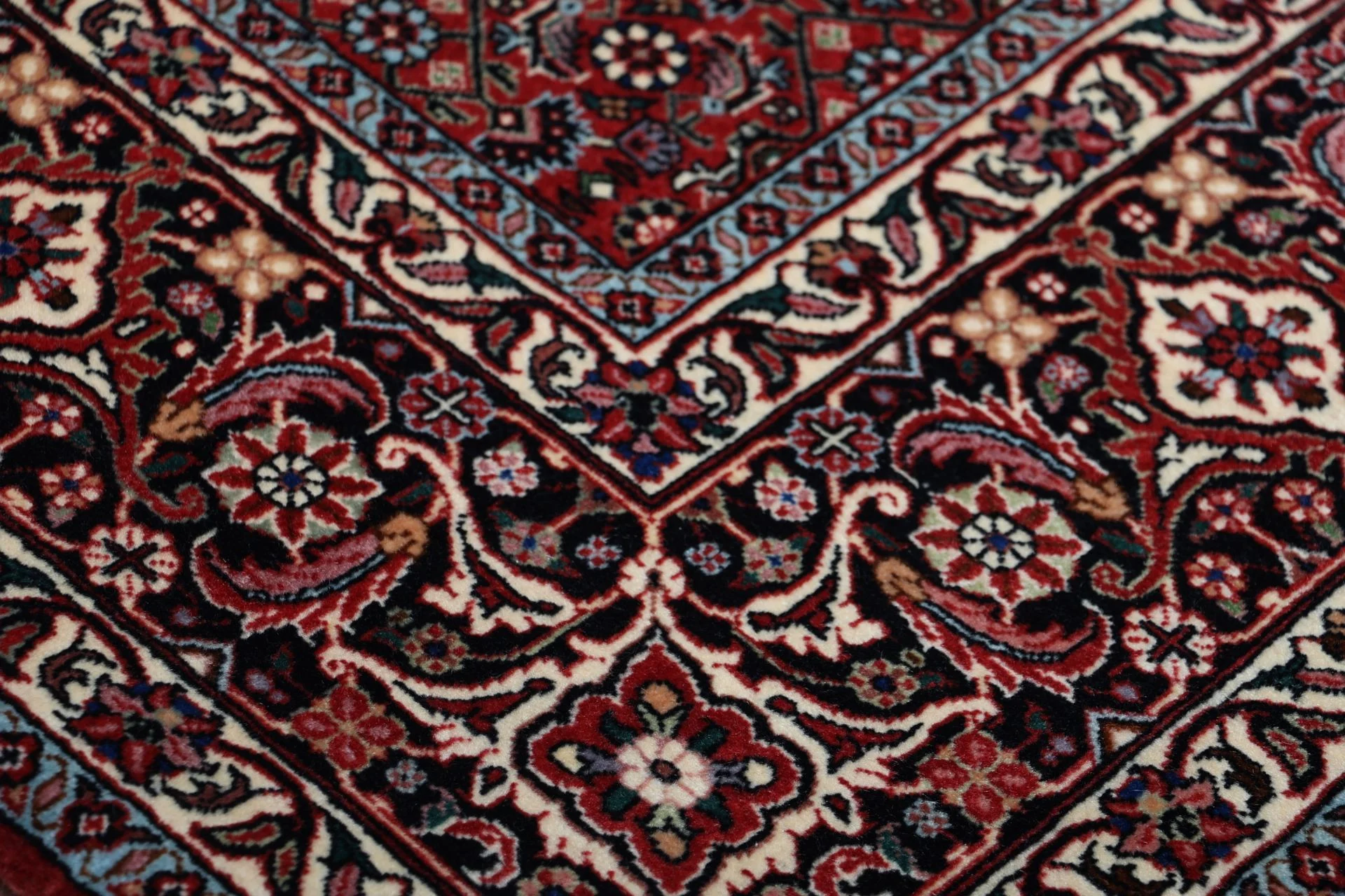 Bijar Persian Rug 203 × 215 cm, Wool, hand-knotted