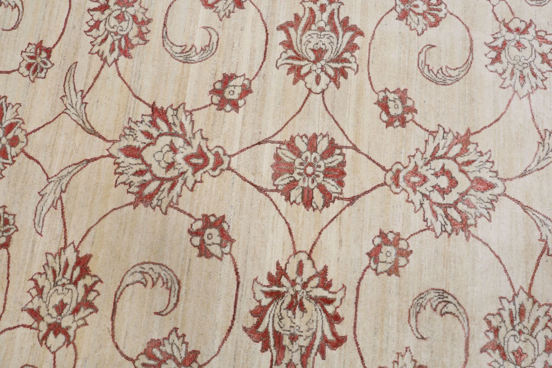 Hand-Knotted Wool Loribaft Persian Rug, 205 × 300 cm