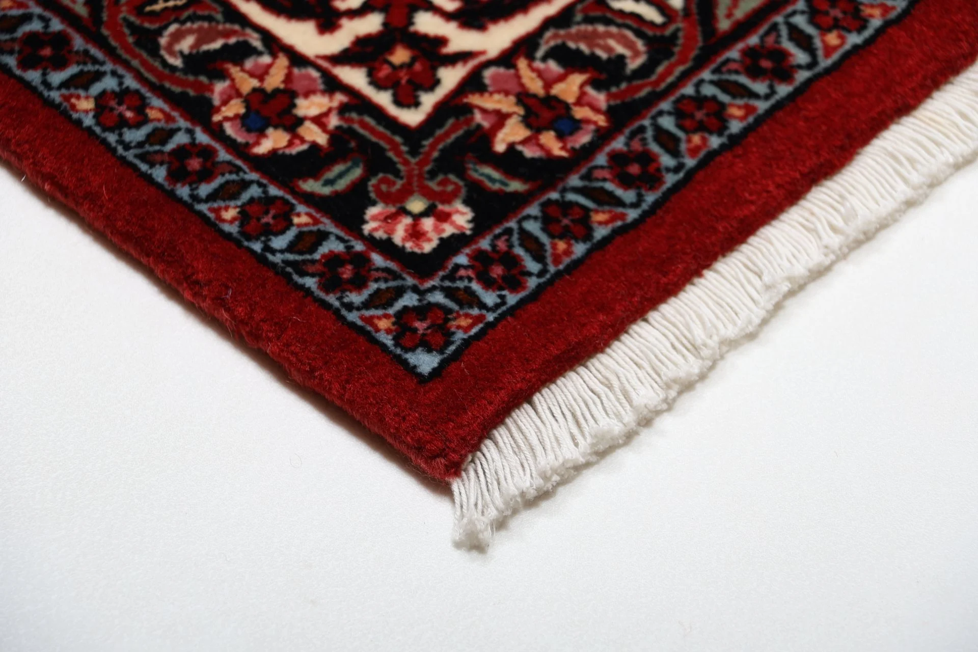 Hand-Knotted Wool Bijar Persian Rug, 200 × 210 cm