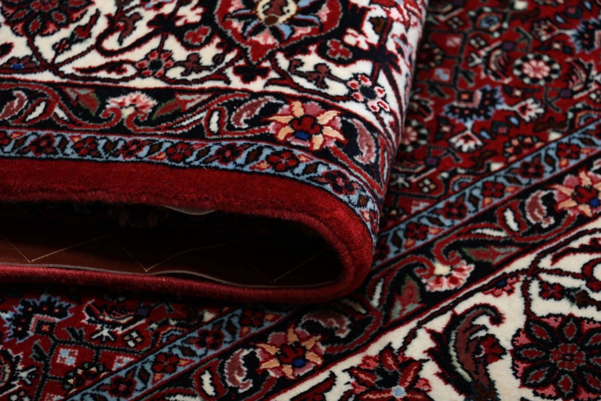 Hand-Knotted Wool Bijar Persian Rug, 200 × 210 cm