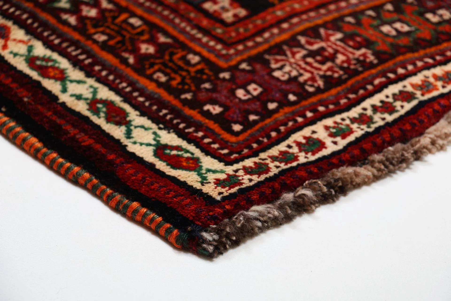 perserteppich-gashghai-175-x-270-cm-schurwolle-handgeknupft-12 Qashqai Persian Rug 175 × 270 cm, Wool, hand-knotted