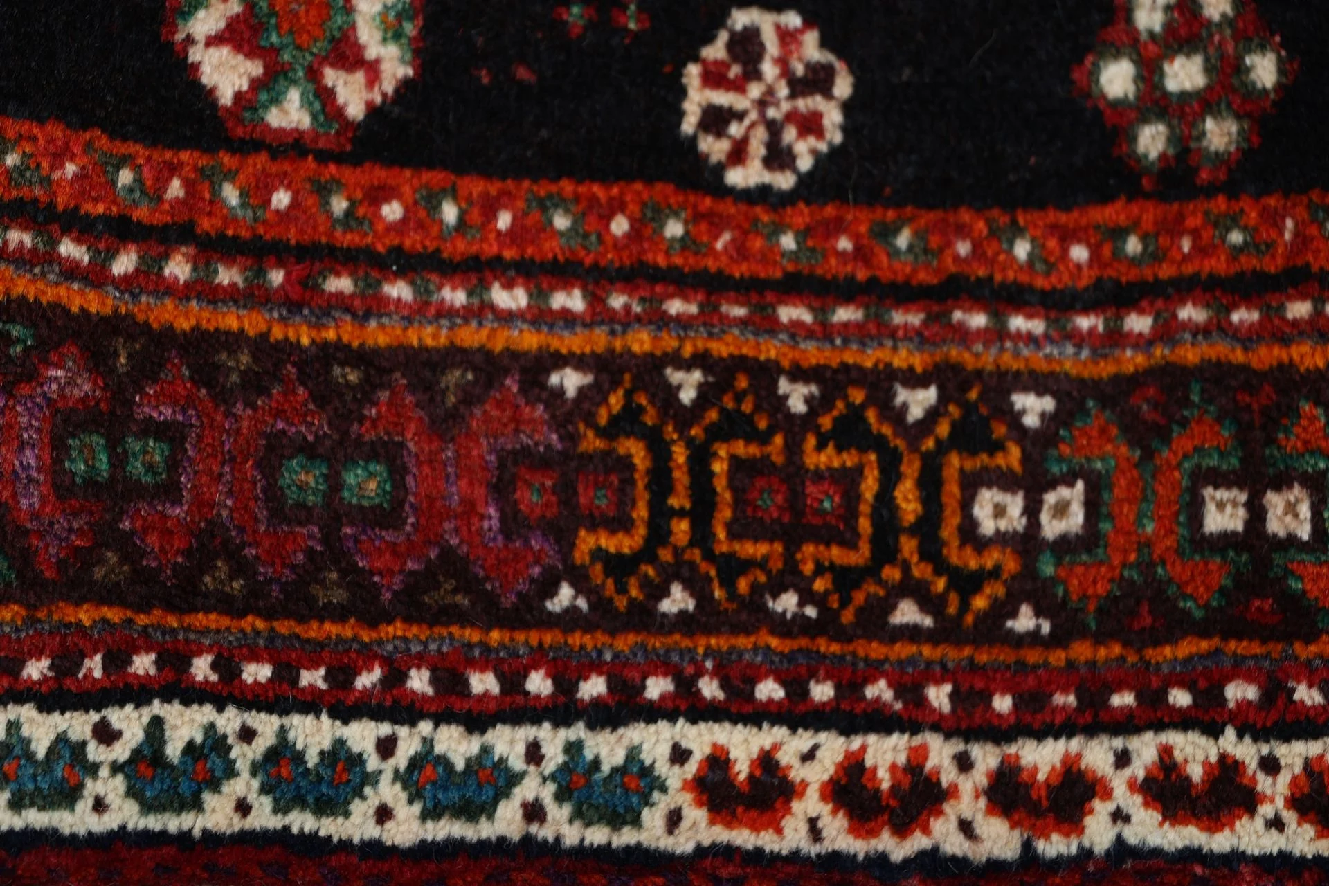 perserteppich-gashghai-175-x-270-cm-schurwolle-handgeknupft-15 Qashqai Persian Rug 175 × 270 cm, Wool, hand-knotted