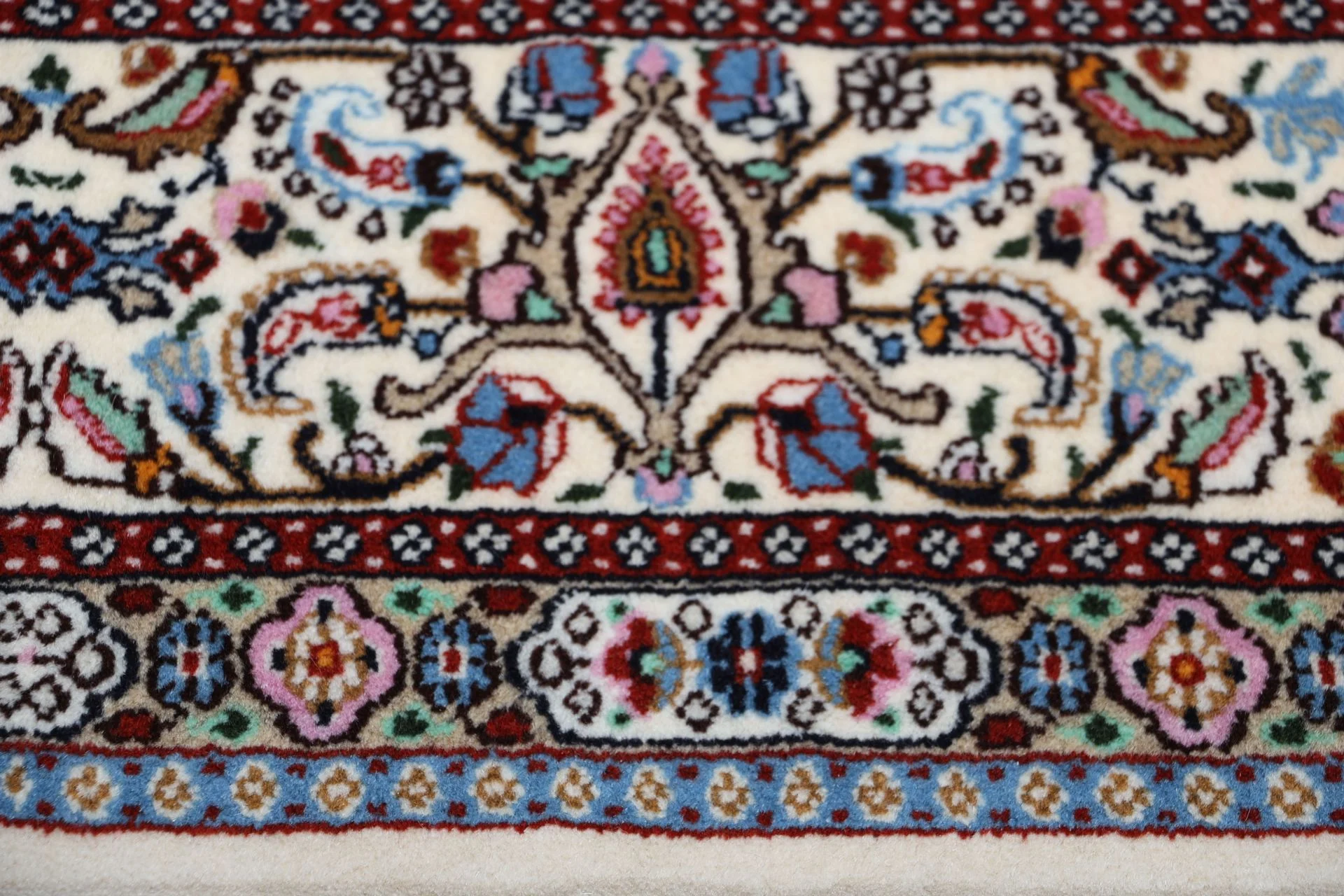 perserteppich-moud-197-x-205-cm-schurwolle-handgeknupft-floral-16 Moud Persian Rug — hand-knotted, 197 × 205 cm, Wool