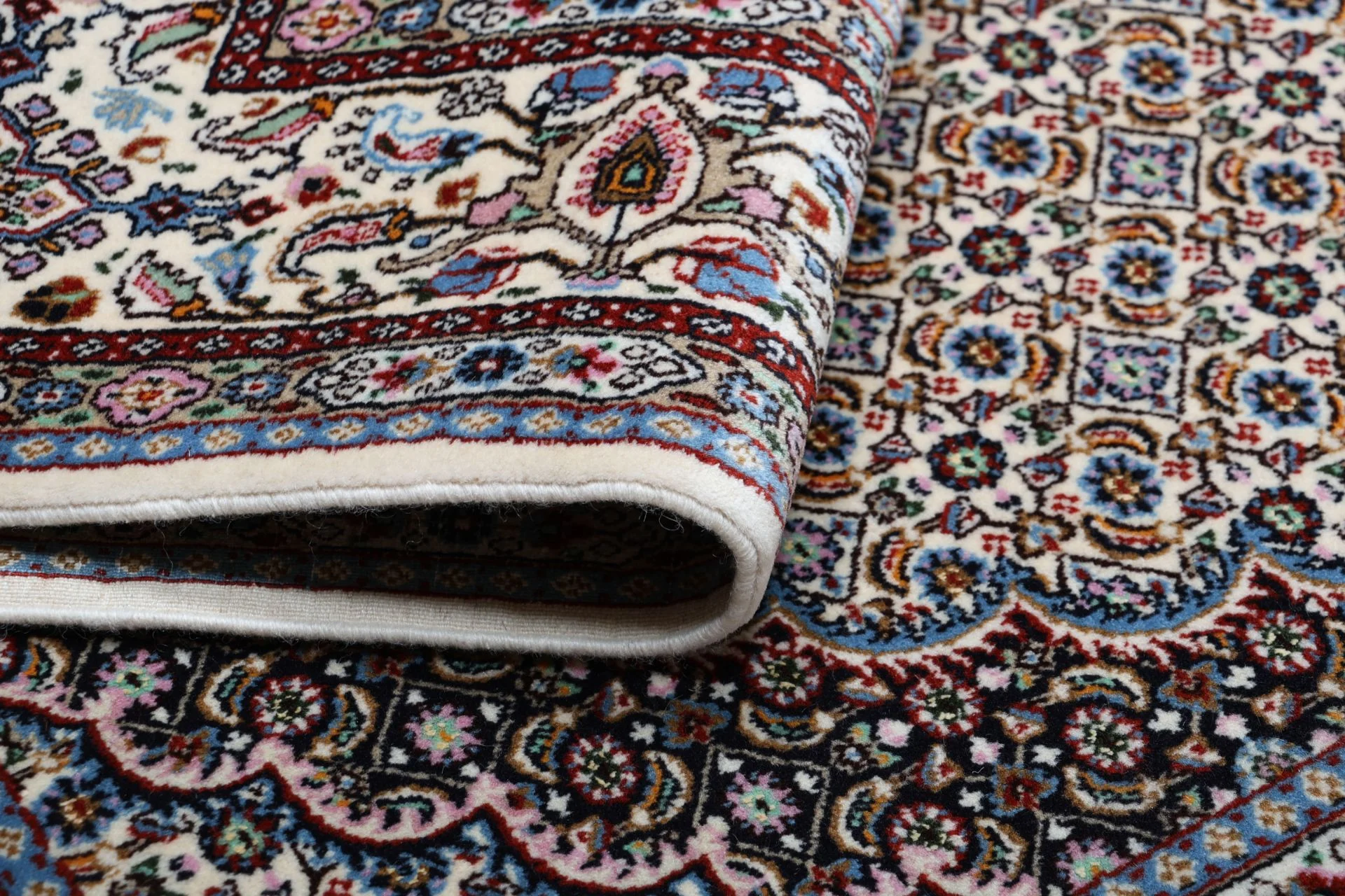 perserteppich-moud-197-x-205-cm-schurwolle-handgeknupft-floral-19 Moud Persian Rug — hand-knotted, 197 × 205 cm, Wool