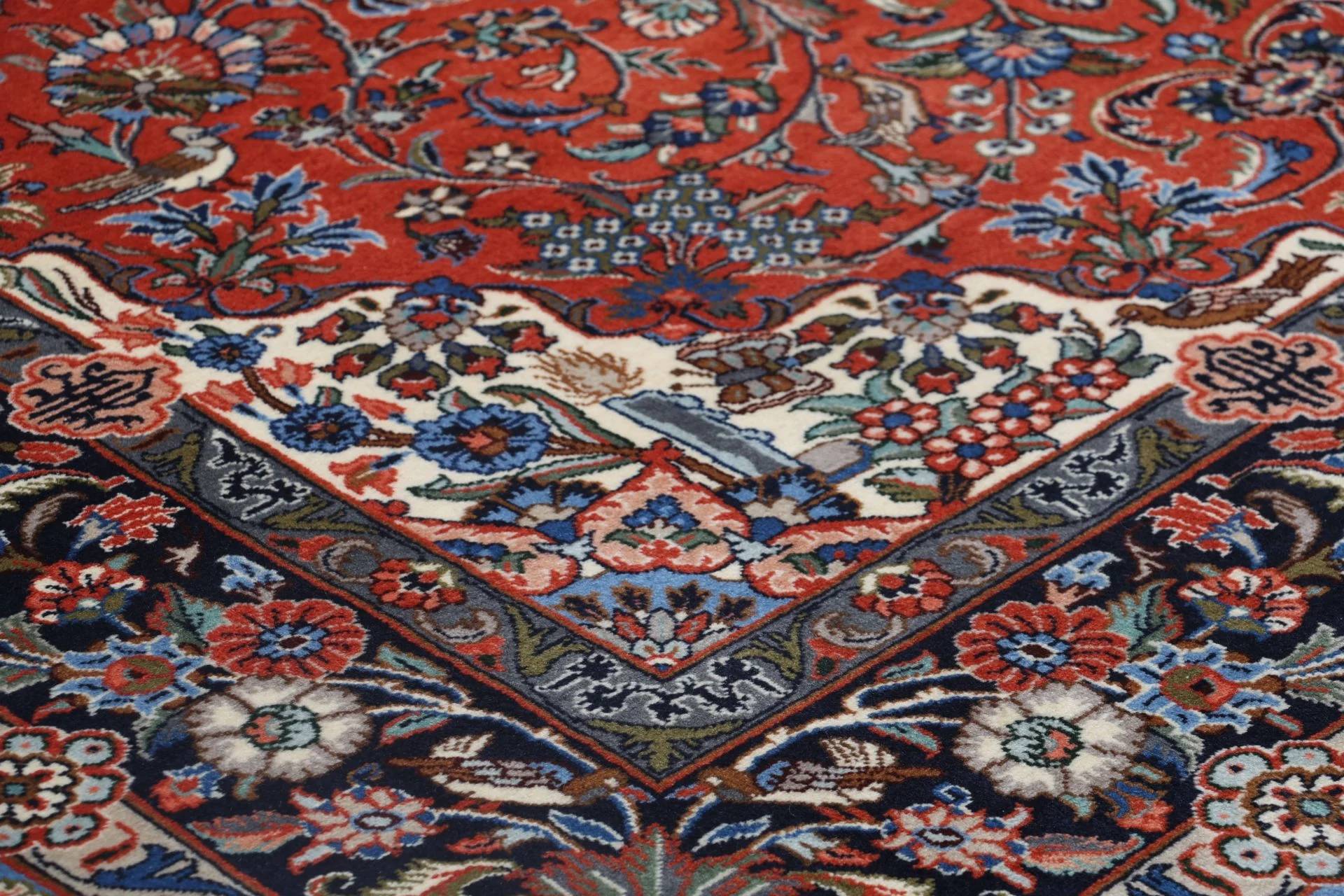 Sarouk Persian Rug 202 × 298 cm, Wool, hand-knotted