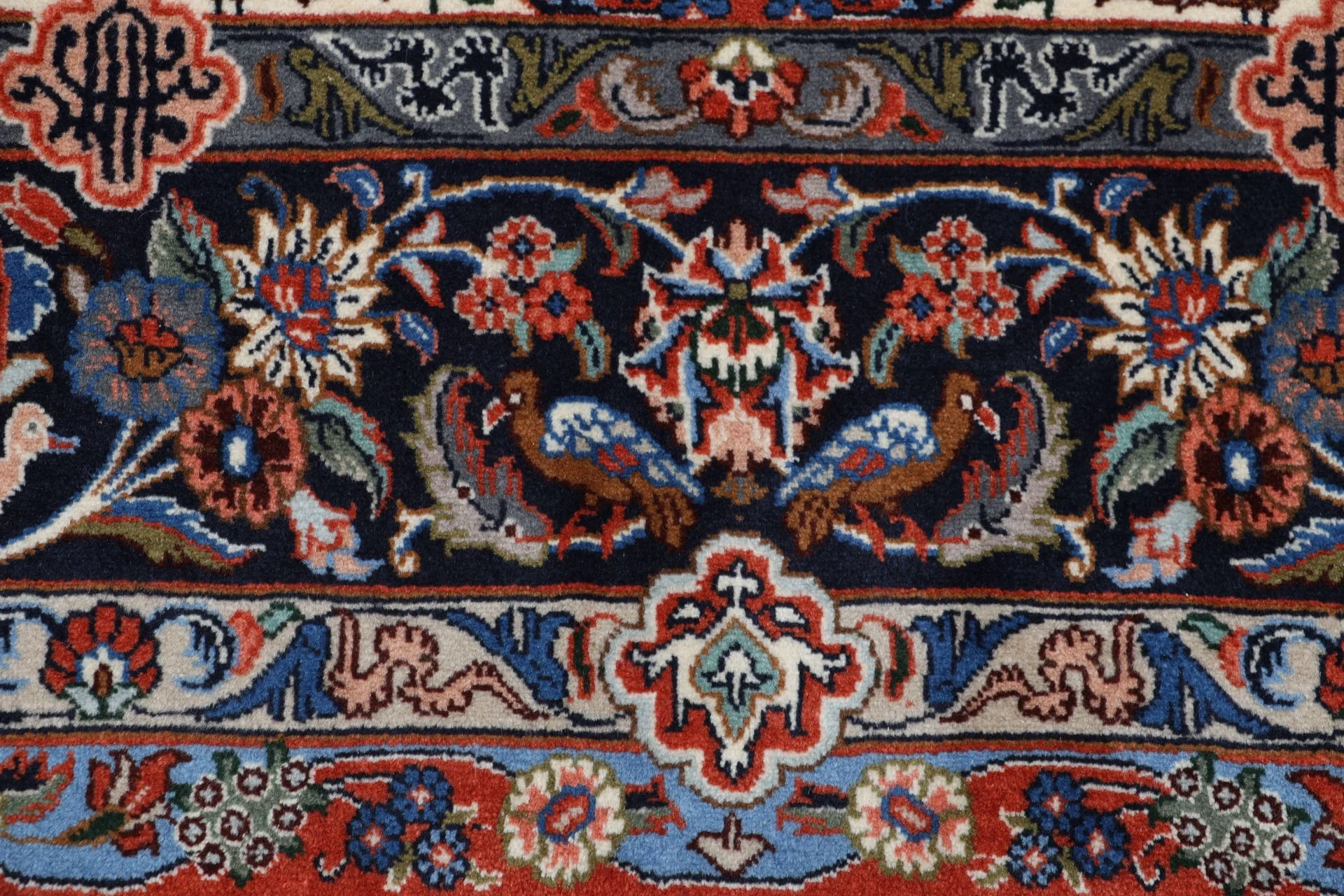 Sarouk Persian Rug 202 × 298 cm, Wool, hand-knotted