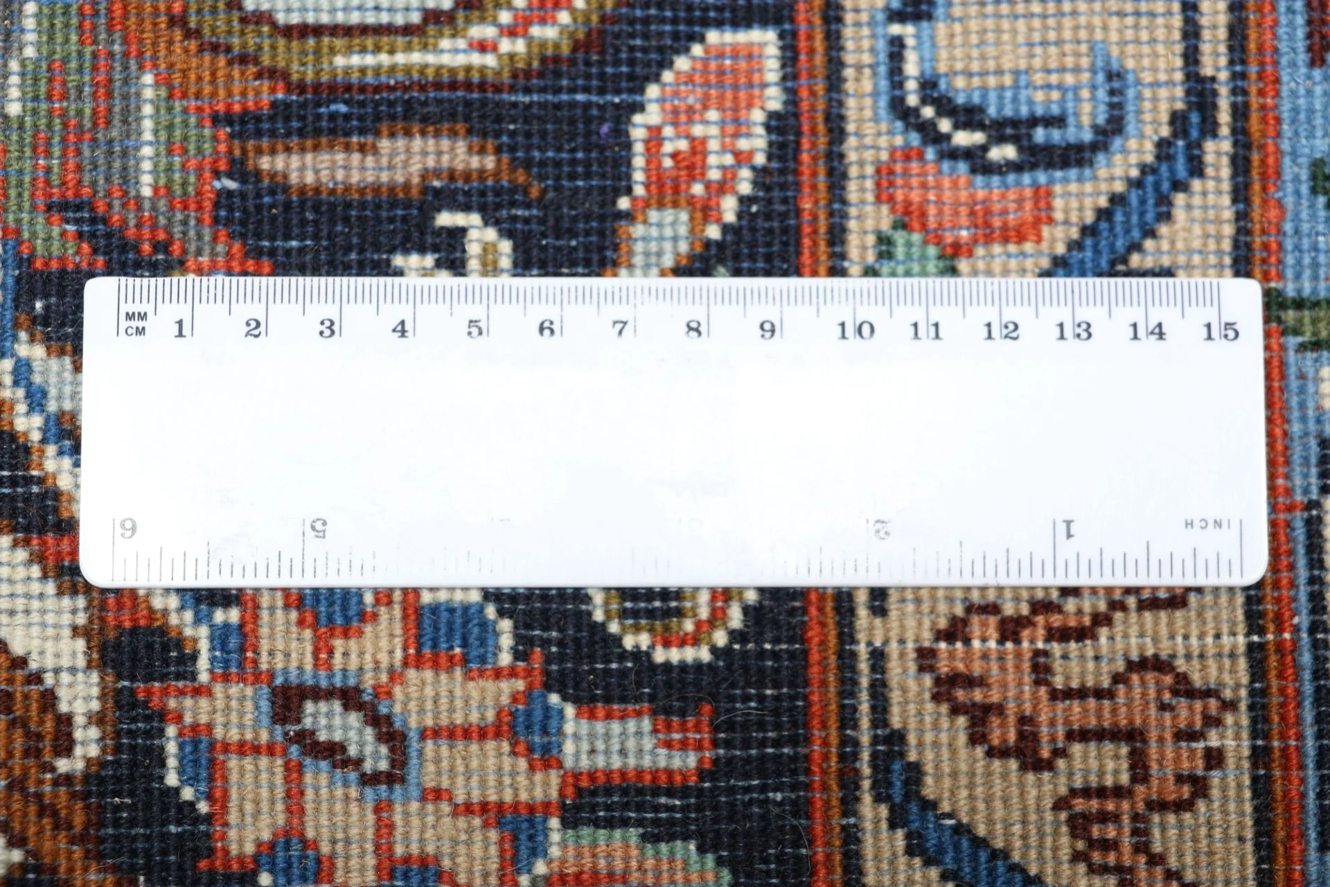 Sarouk Persian Rug 202 × 298 cm, Wool, hand-knotted