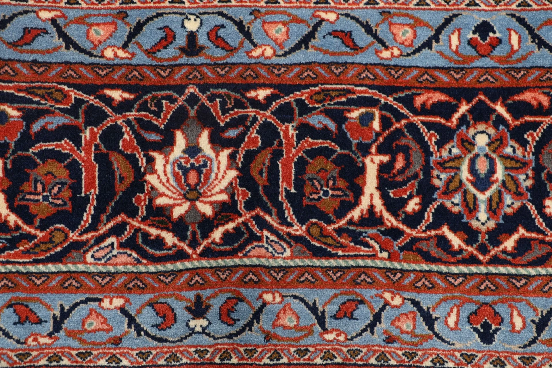 Sarouk Persian Rug — hand-knotted, 260 × 340 cm, Wool
