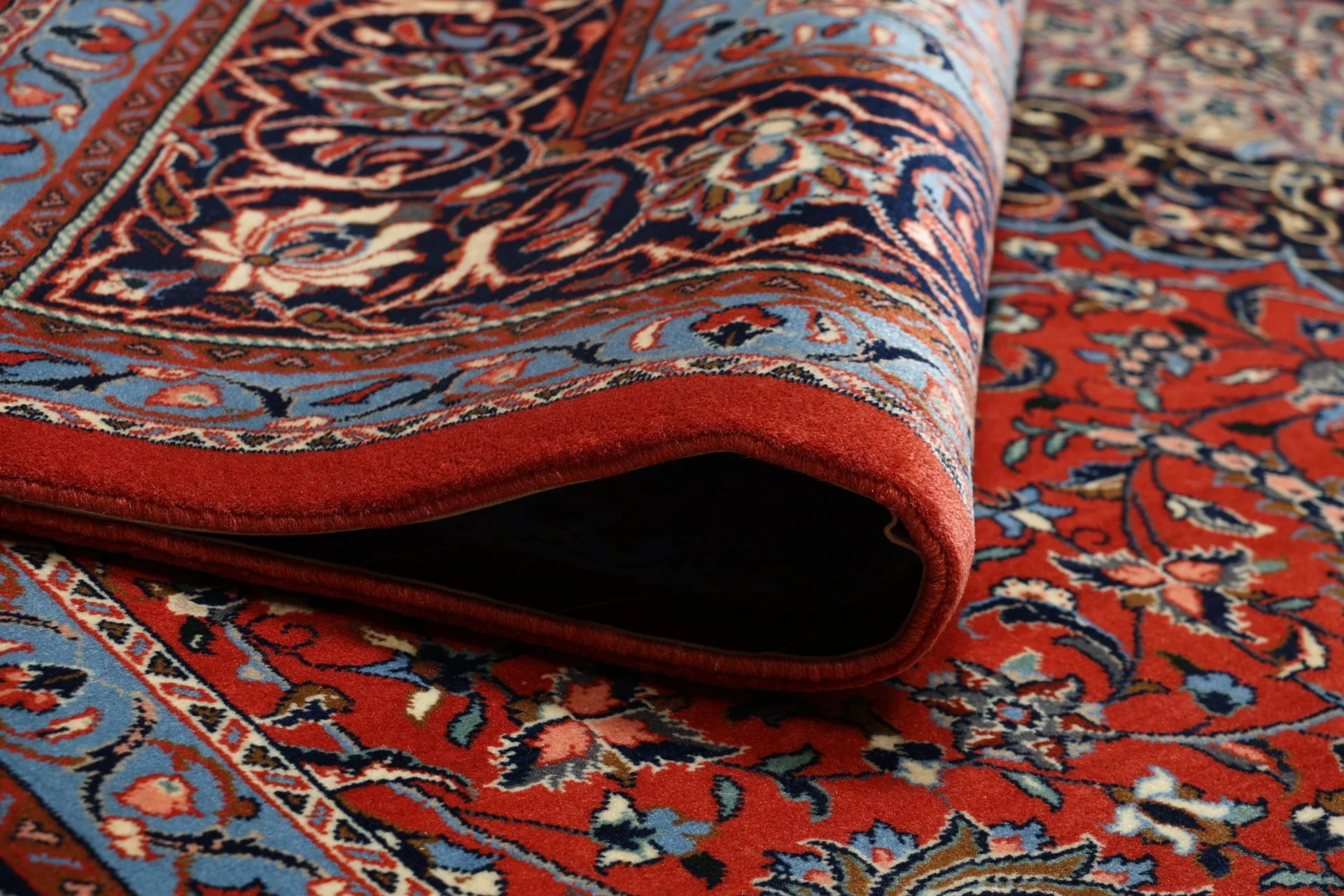 Sarouk Persian Rug — hand-knotted, 260 × 340 cm, Wool