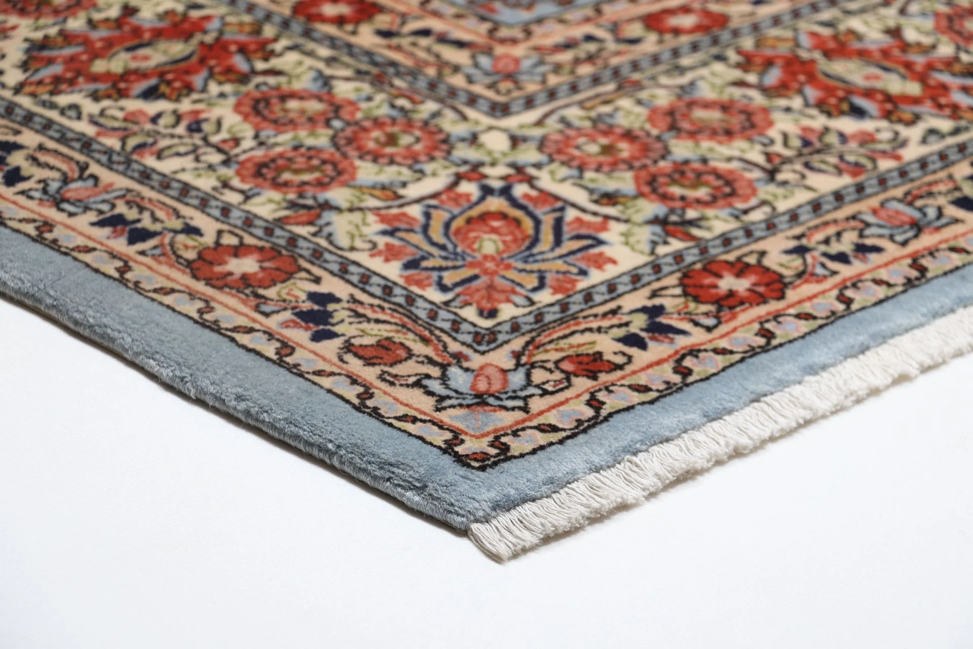 Sarouk Persian Rug 274 × 337 cm, Wool, hand-knotted