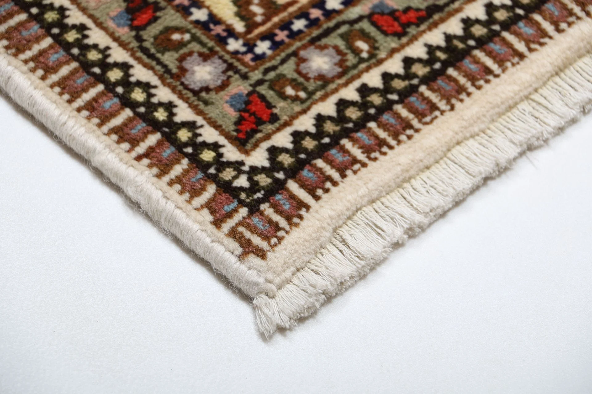perserteppich-tabriz-205-x-205-cm-schurwolle-handgeknupft-5 Tabriz Persian Rug — hand-knotted, 205 × 205 cm, Wool