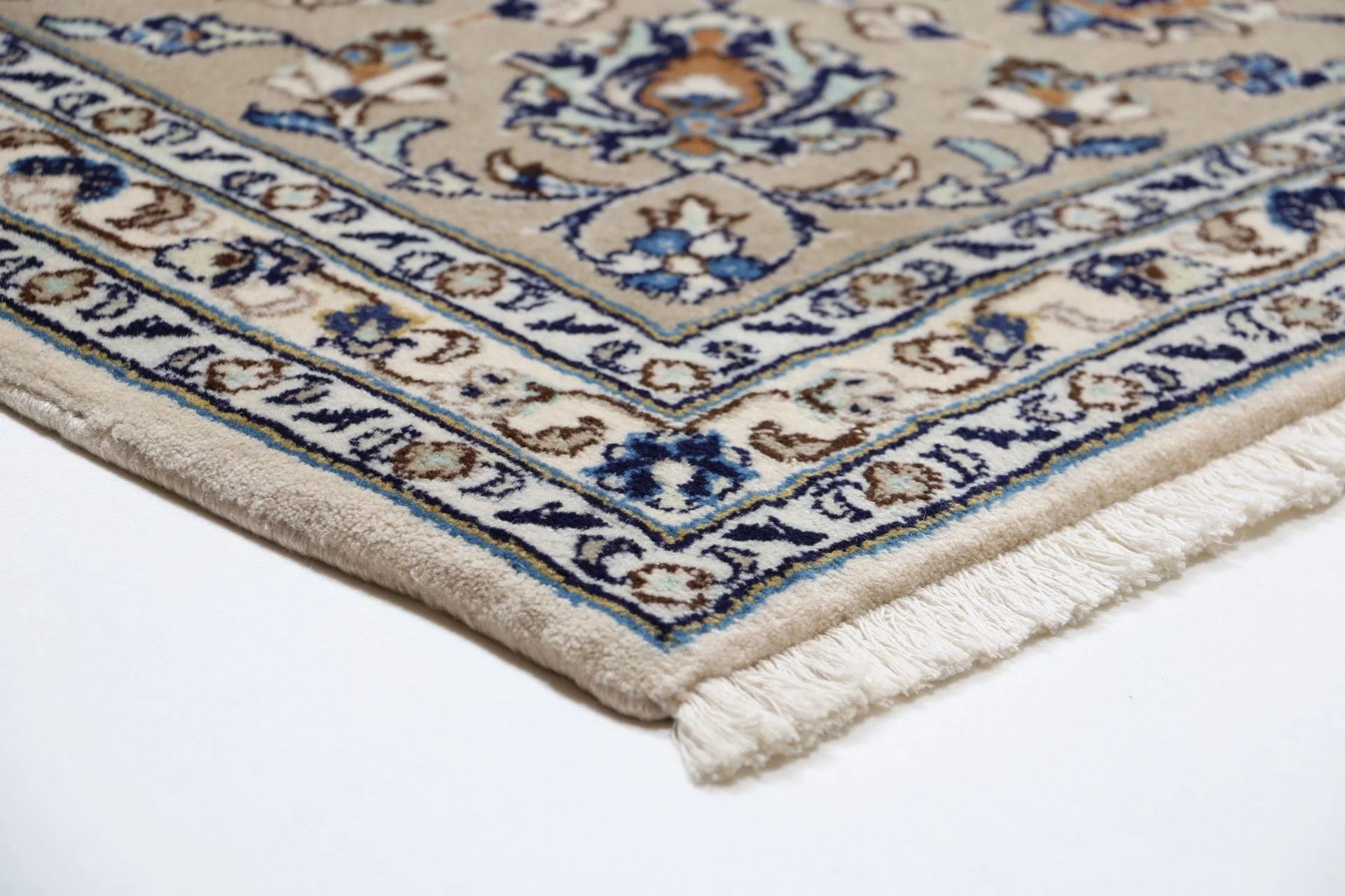 Kashan Persian Rug — hand-knotted, 253 × 305 cm, Wool