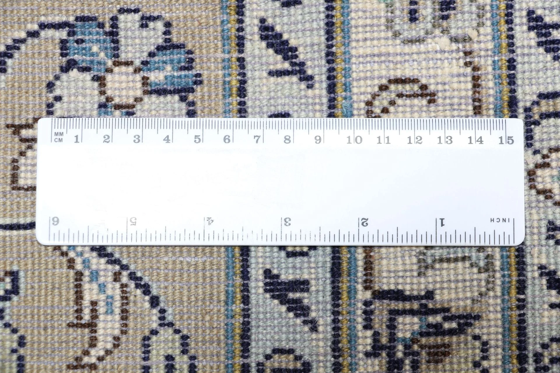 Kashan Persian Rug — hand-knotted, 253 × 305 cm, Wool
