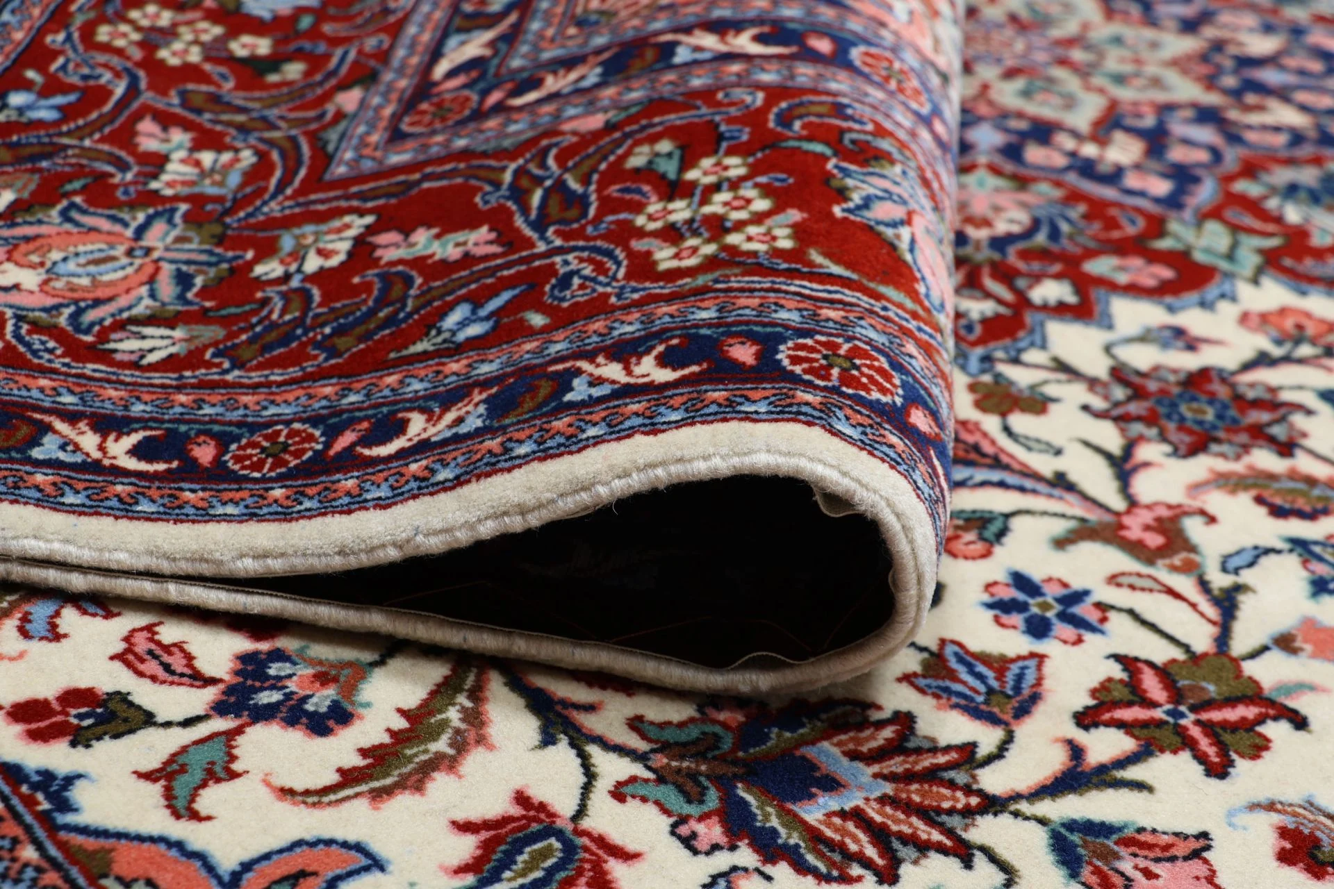 Sarouk Persian Rug 250 × 350 cm, Wool, hand-knotted