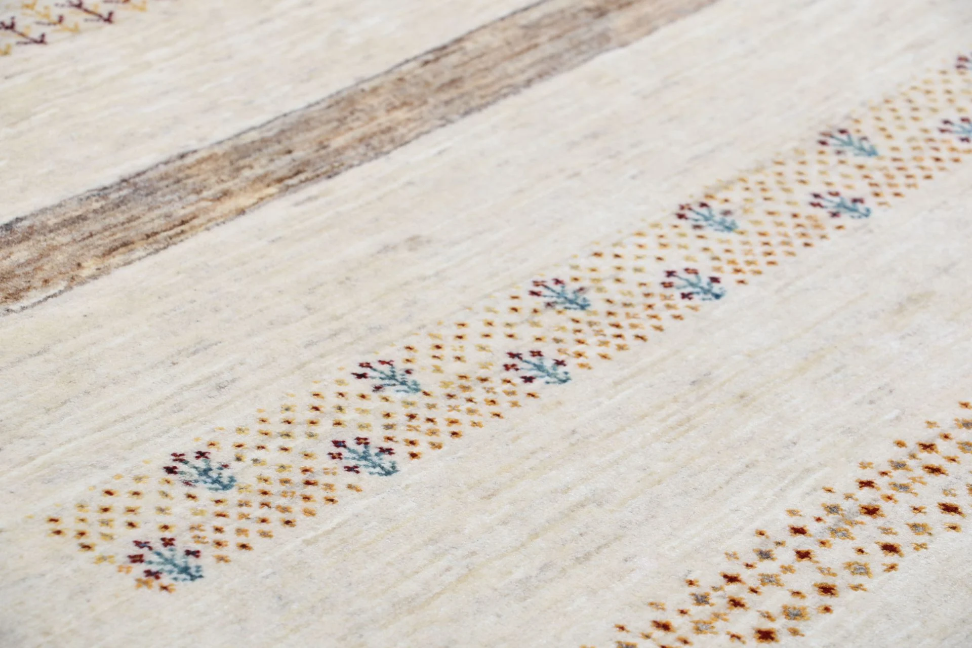 Loribaft Persian Rug — hand-knotted, 198 × 288 cm, Wool