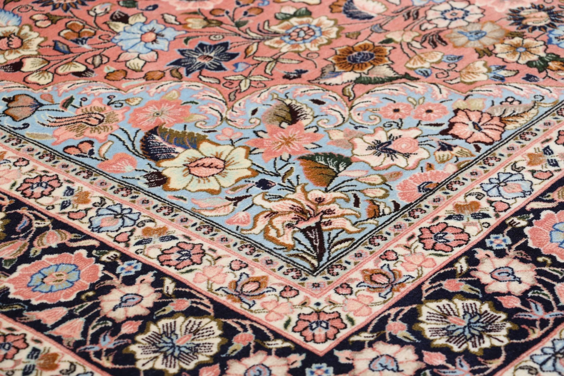 Sarouk Persian Rug 210 × 320 cm, Wool, hand-knotted
