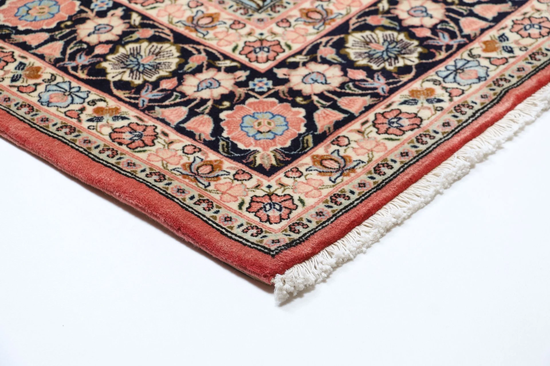 Sarouk Persian Rug 210 × 320 cm, Wool, hand-knotted