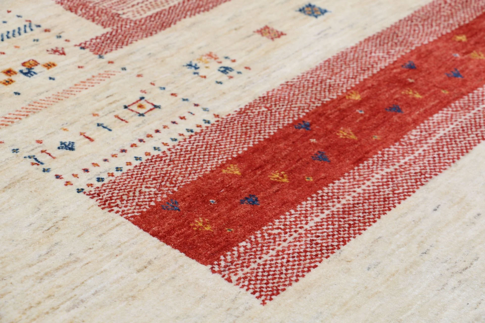 Hand-Knotted Wool Loribaft Persian Rug, 202 × 290 cm