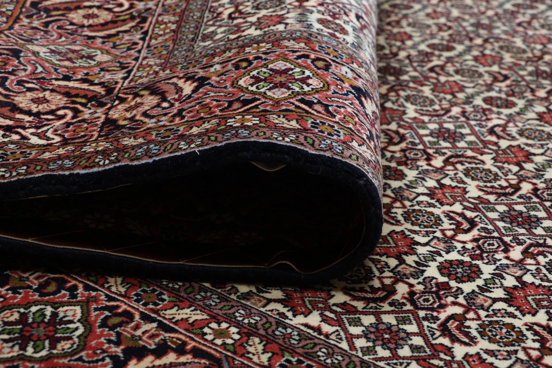 Bijar Persian Rug — hand-knotted, 167 × 243 cm, Wool