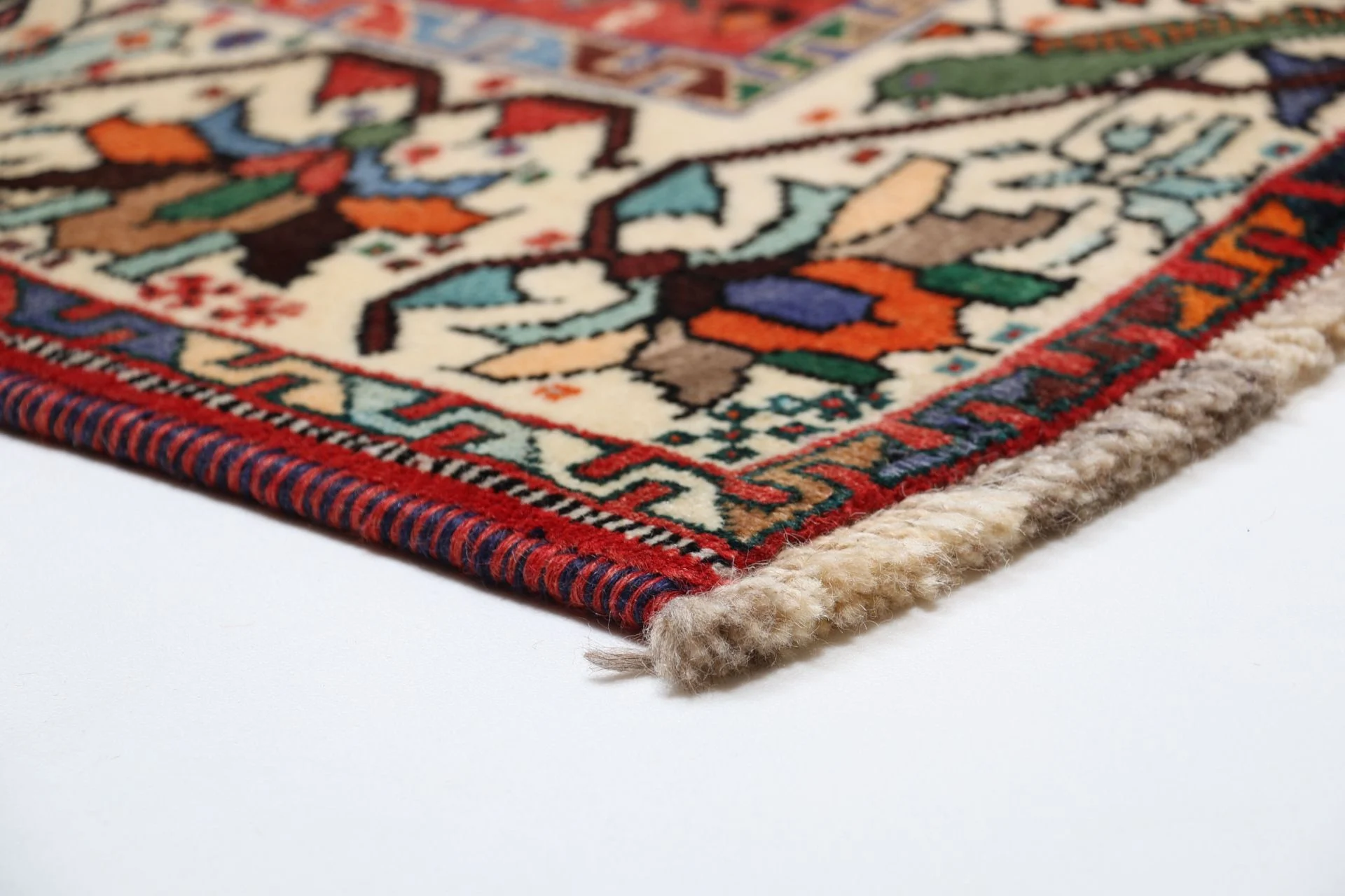 Shiraz Persian Rug 178 × 255 cm, Wool, hand-knotted
