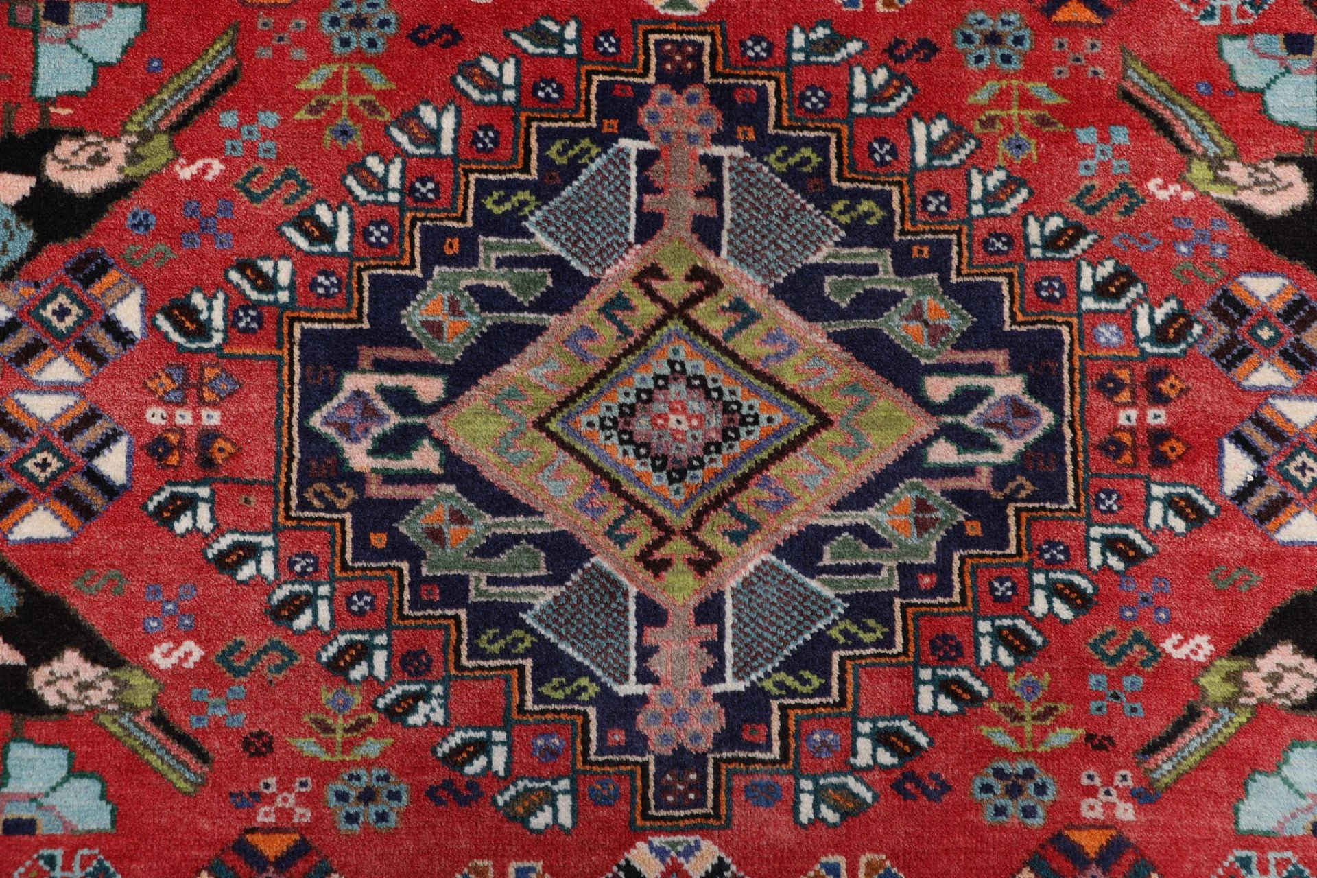 Shiraz Persian Rug 178 × 255 cm, Wool, hand-knotted