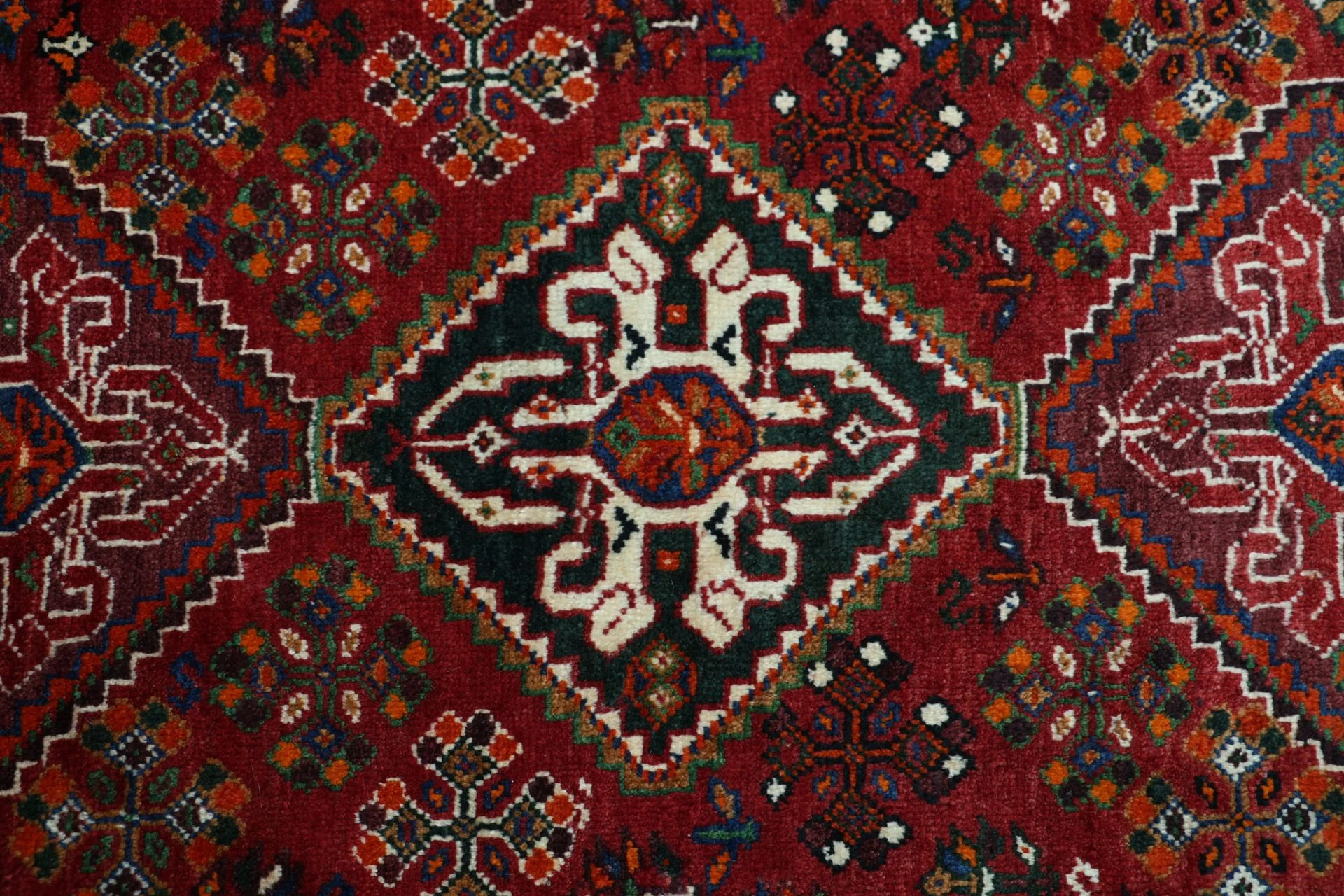 Shiraz Persian Rug 175 × 285 cm, Wool, hand-knotted
