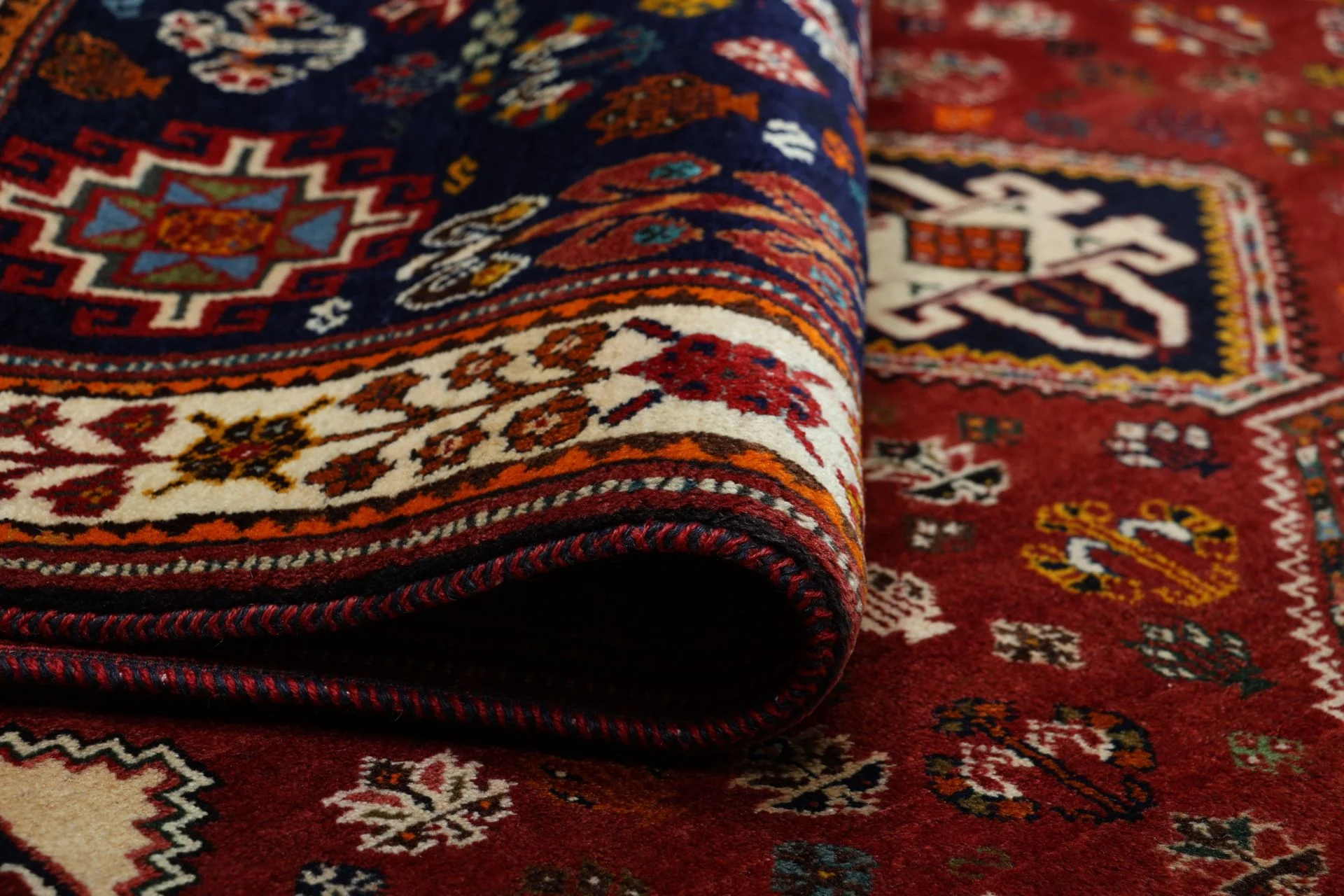 Shiraz Persian Rug — hand-knotted, 173 × 265 cm, Wool