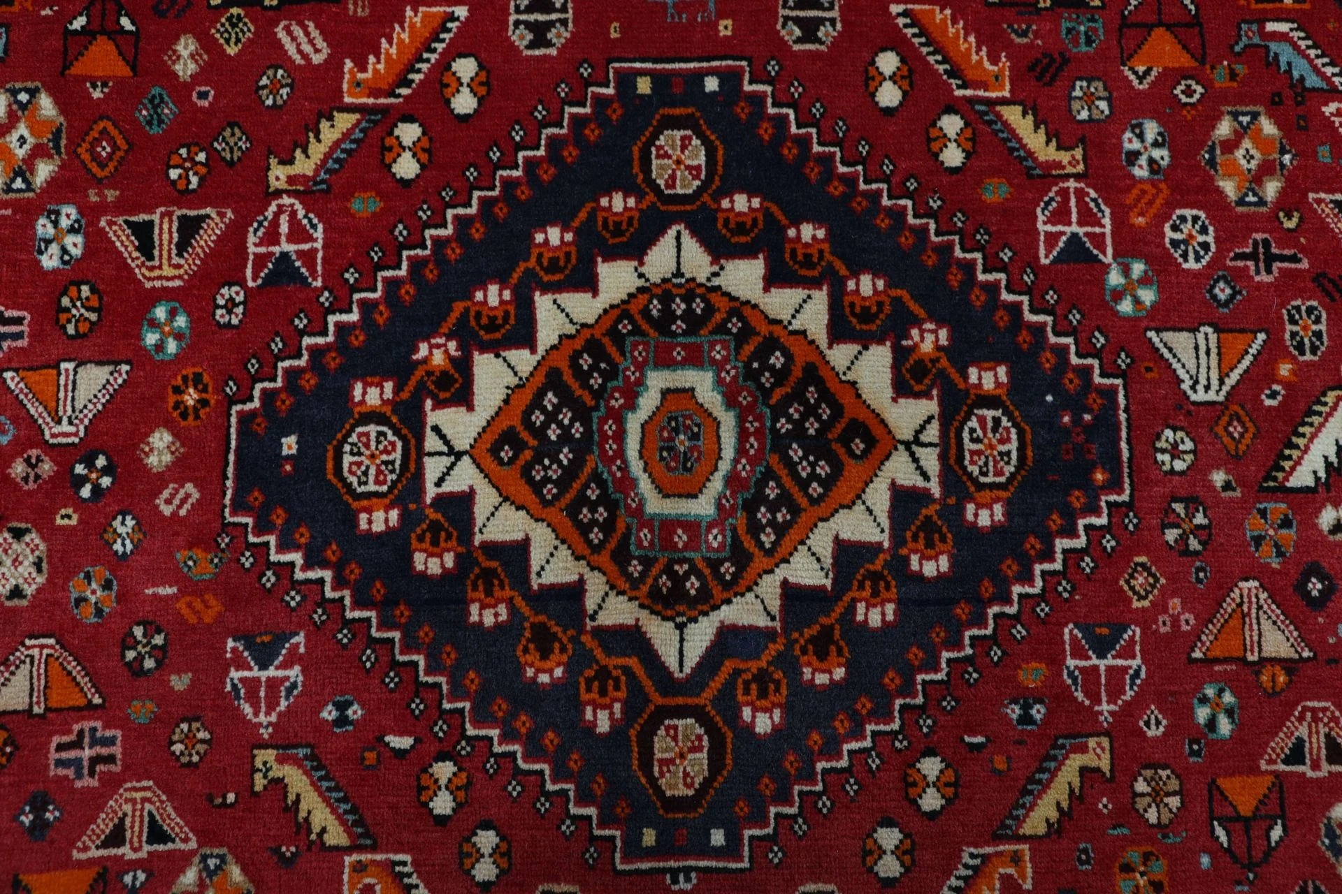 Shiraz Persian Rug 170 × 265 cm, Wool, hand-knotted