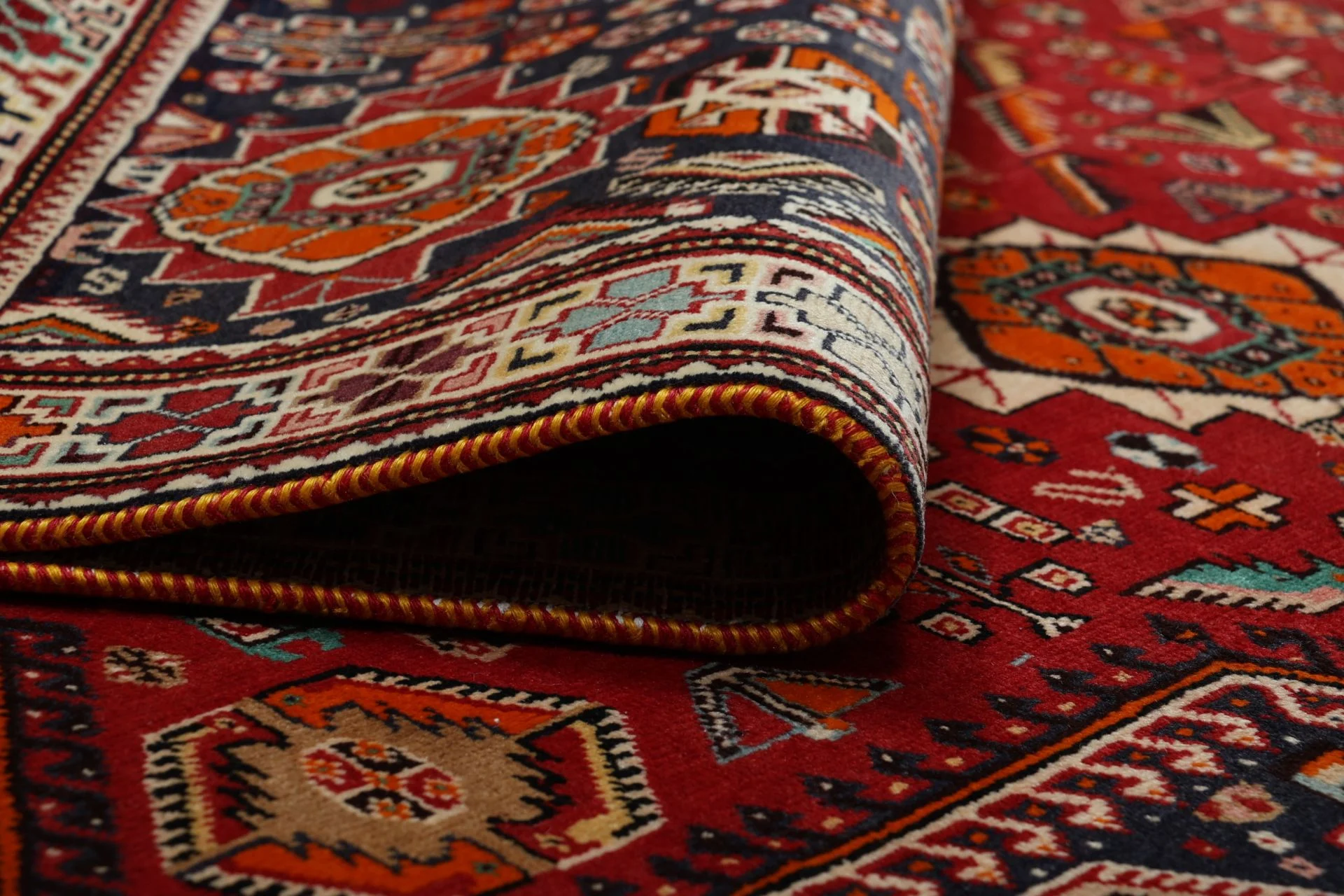 Shiraz Persian Rug 170 × 265 cm, Wool, hand-knotted
