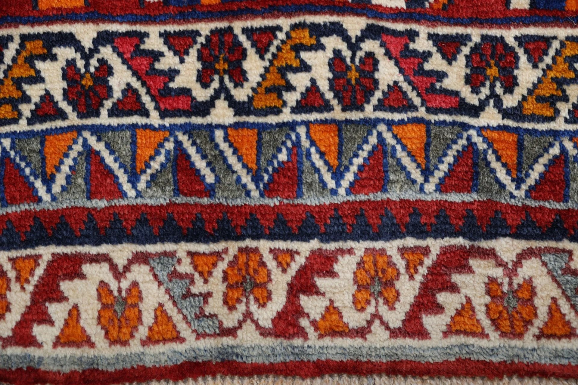 perserteppich-gashghai-172-x-270-cm-schurwolle-handgeknupft-23 Qashqai Persian Rug — hand-knotted, 172 × 270 cm, Wool