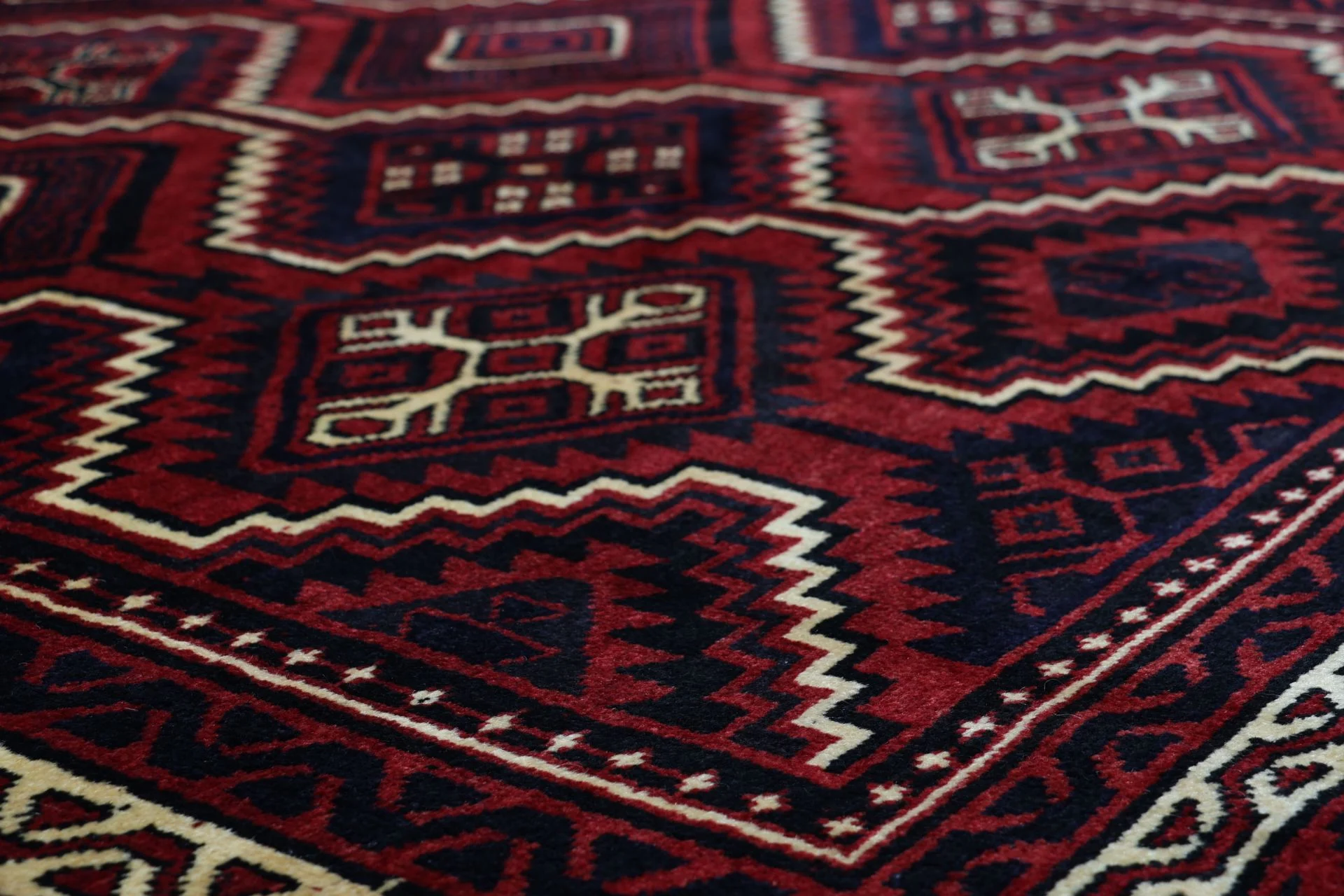 Shiraz Persian Rug 180 × 260 cm, Wool, hand-knotted