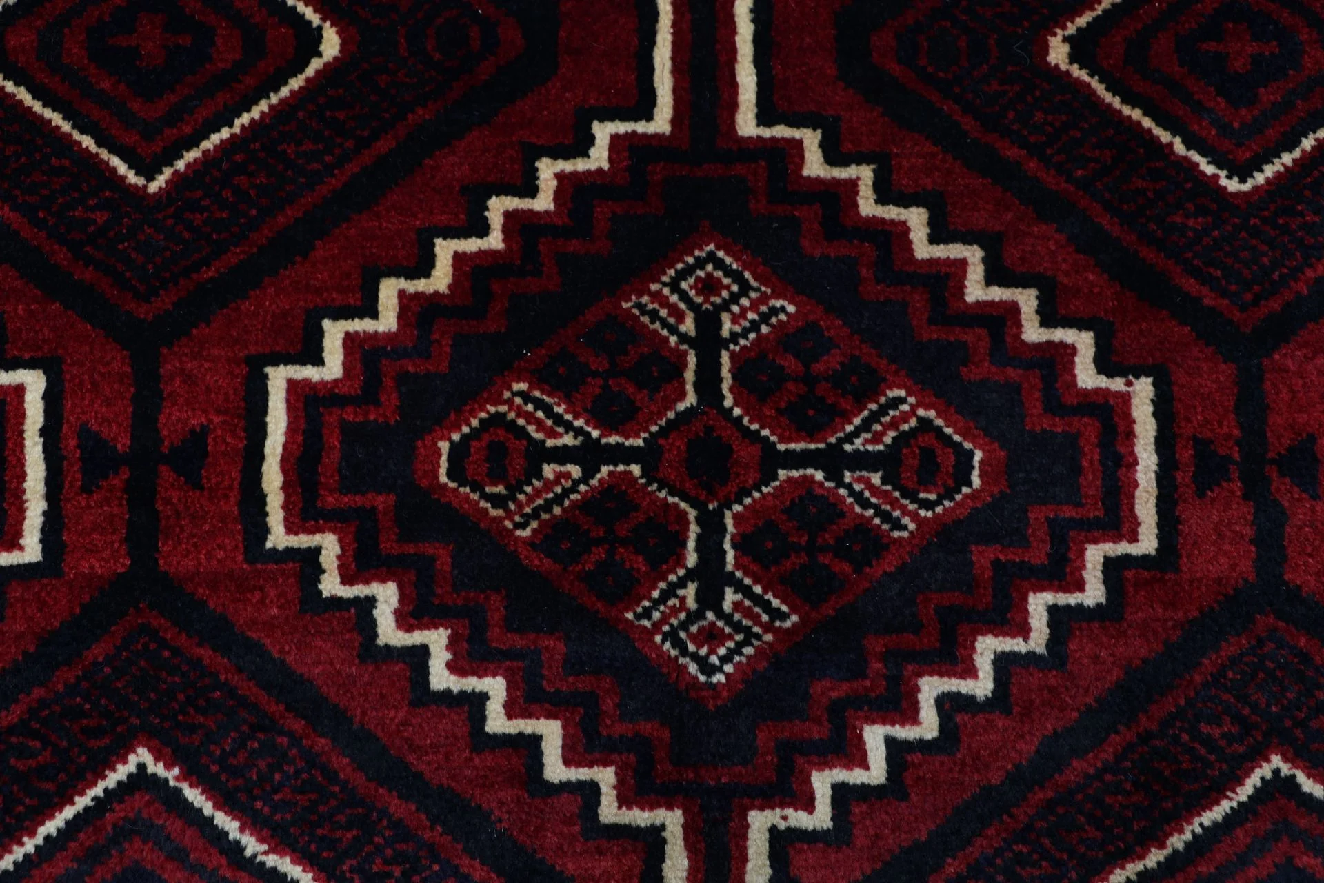 Shiraz Persian Rug 180 × 260 cm, Wool, hand-knotted
