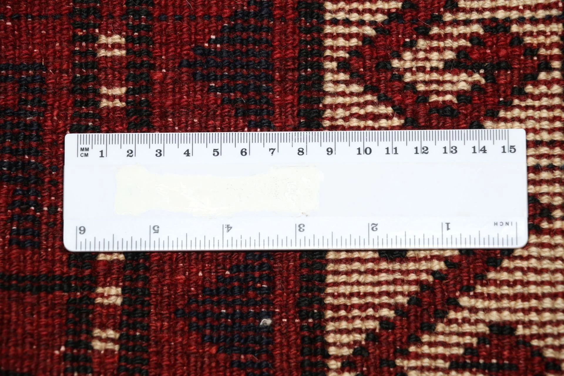 Hand-Knotted Wool Shiraz Persian Rug, 180 × 250 cm