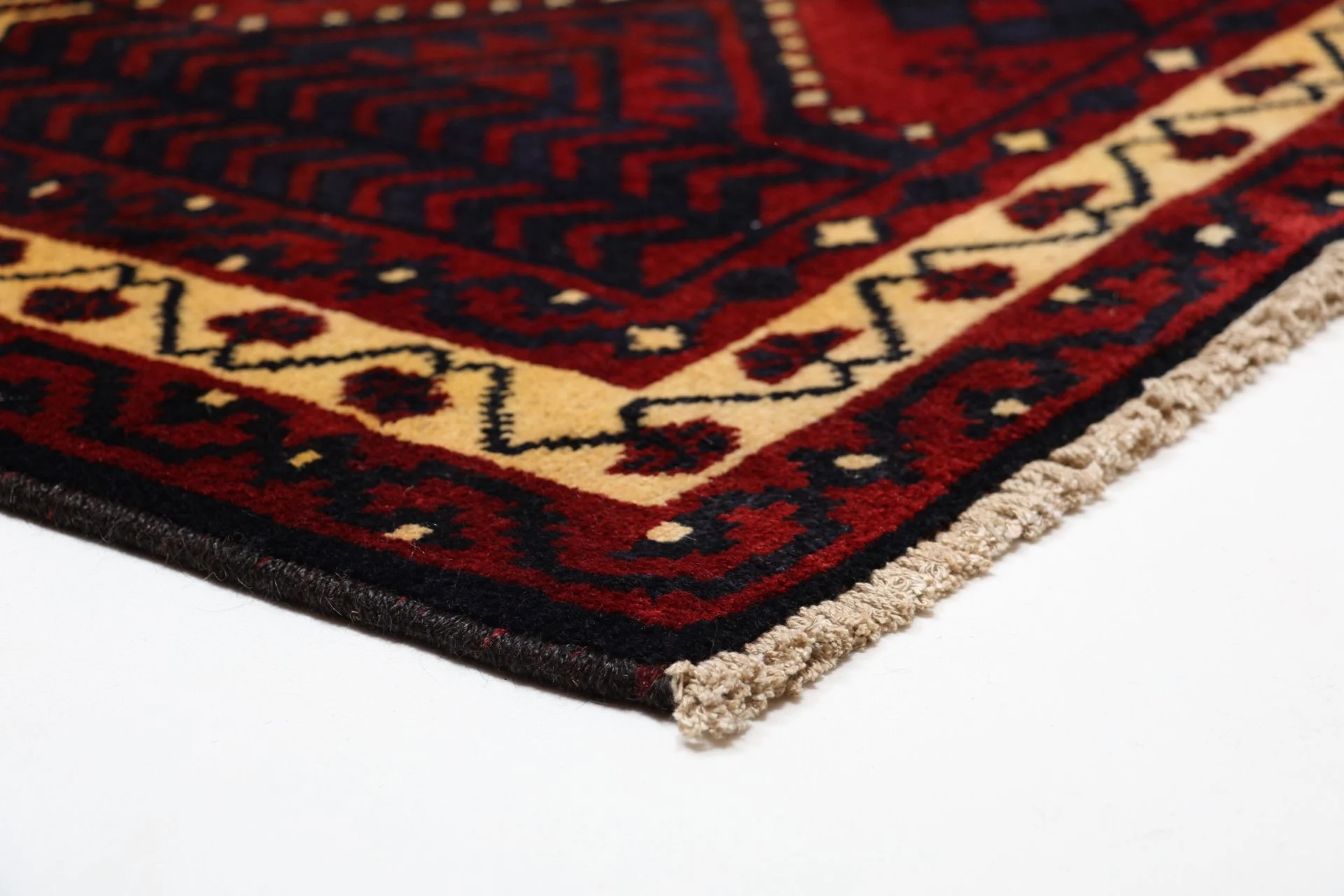 Shiraz Persian Rug — hand-knotted, 180 × 260 cm, Wool