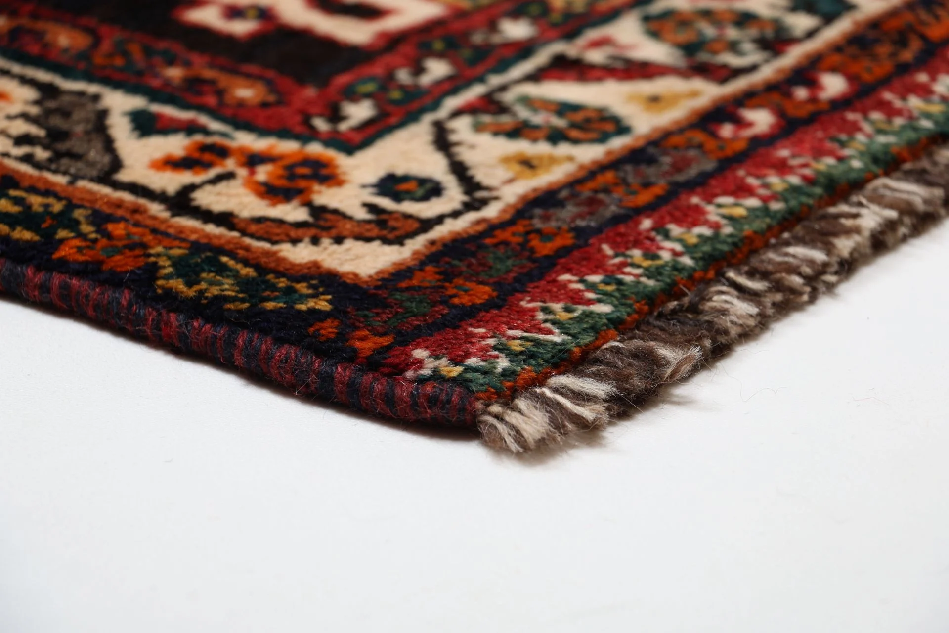 Shiraz Persian Rug — hand-knotted, 170 × 270 cm, Wool
