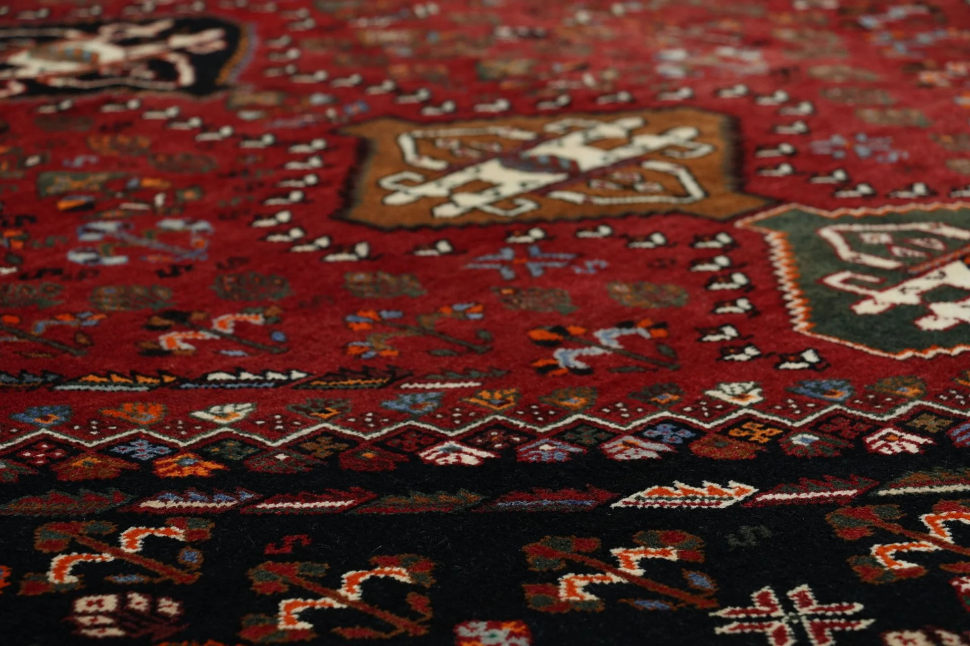 Shiraz Persian Rug 175 × 250 cm, Wool, hand-knotted