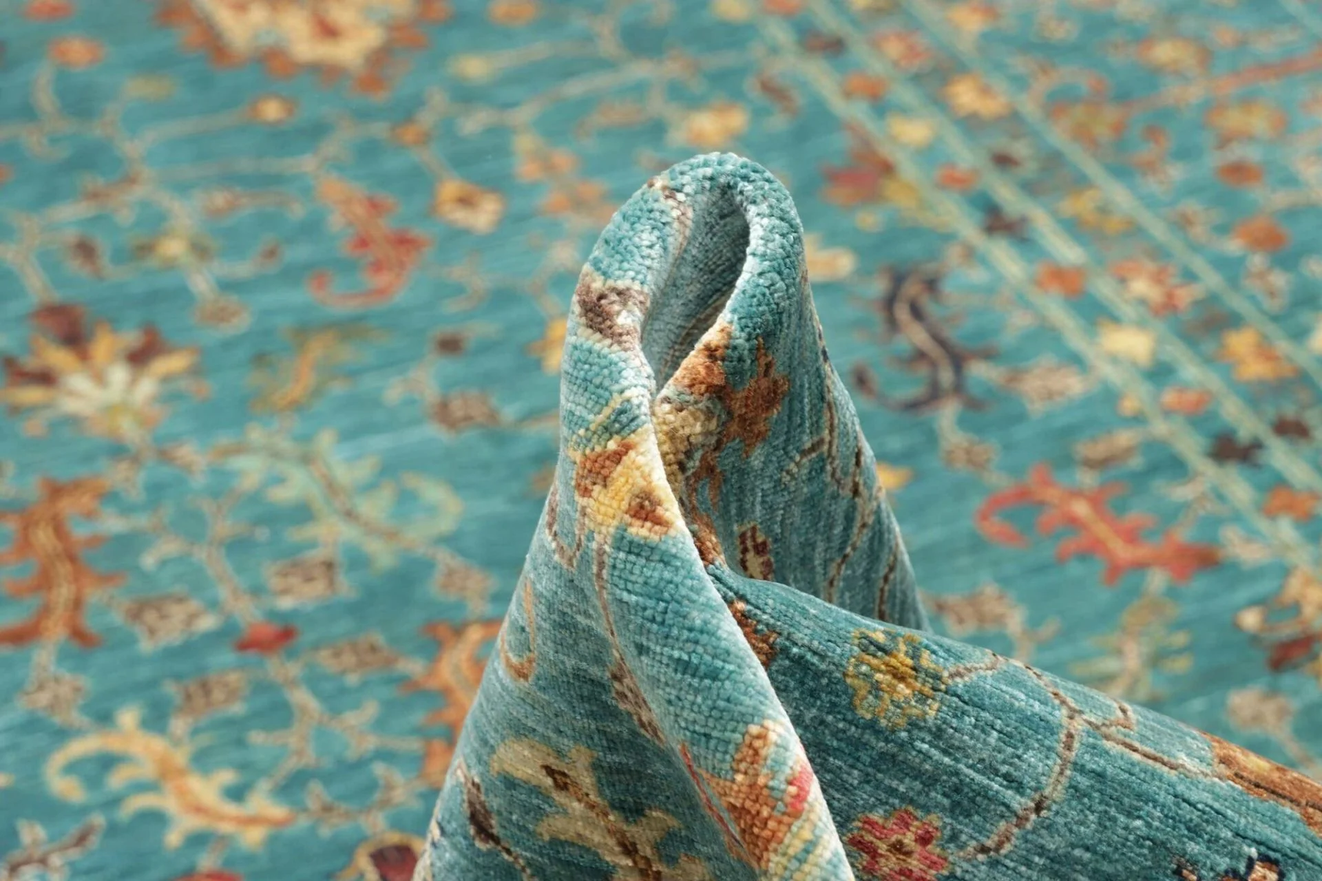 Samarkand Pakistani Rug — hand-knotted, 207 × 294 cm, Wool