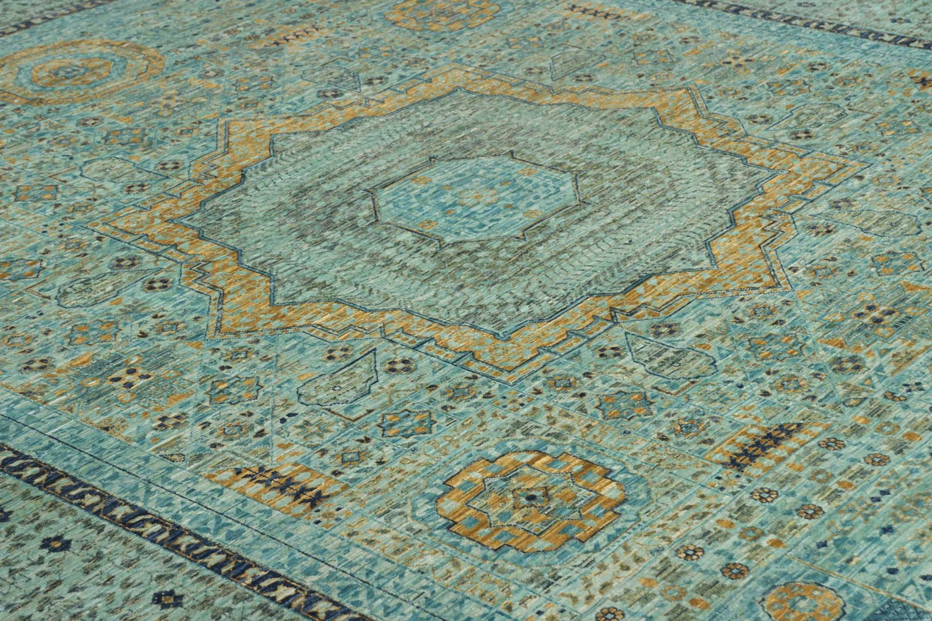 Mamluk Pakistani Rug 253 × 305 cm, Wool, hand-knotted
