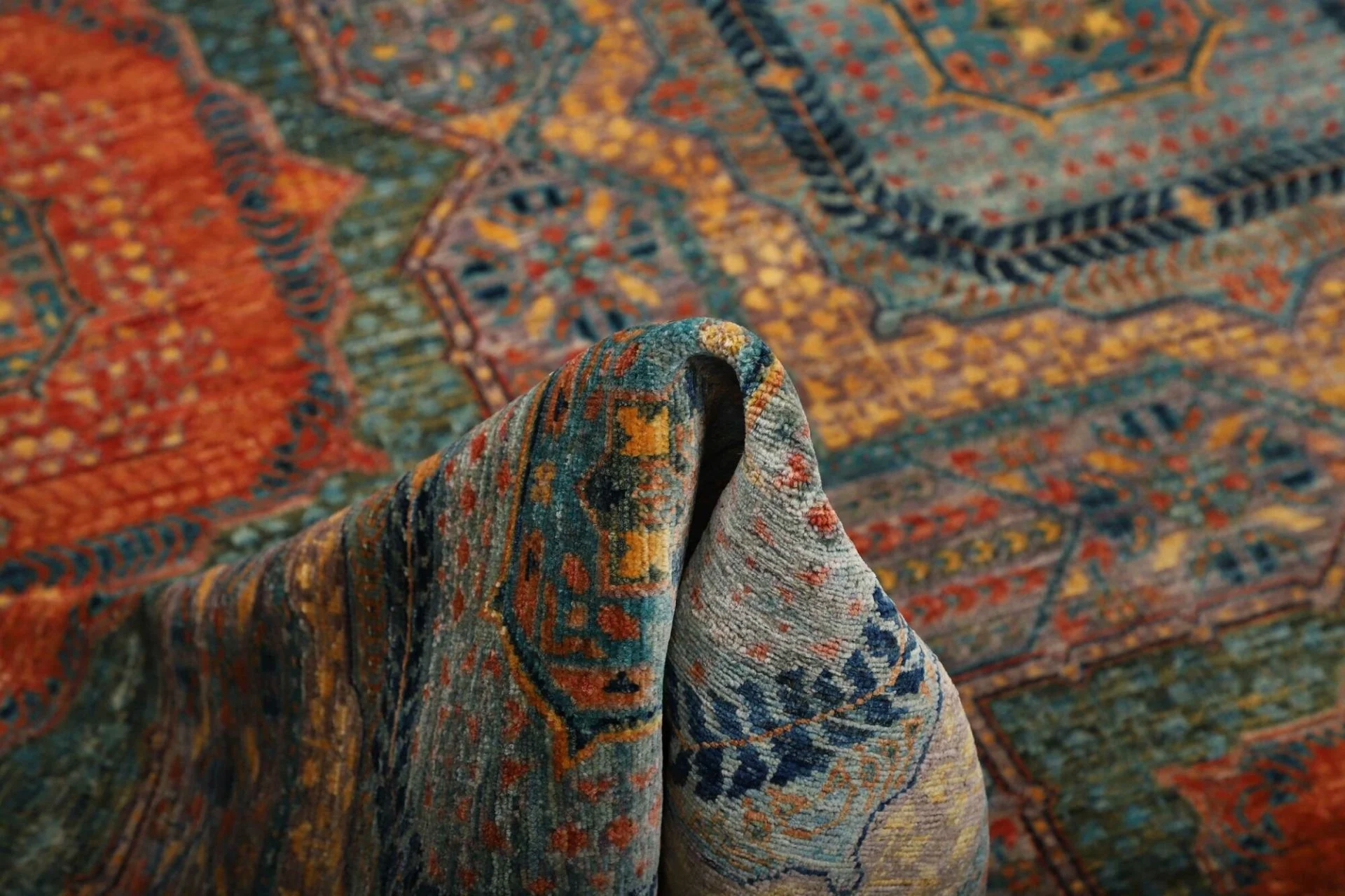 Mamluk Pakistani Rug — hand-knotted, 203 × 301 cm, Wool