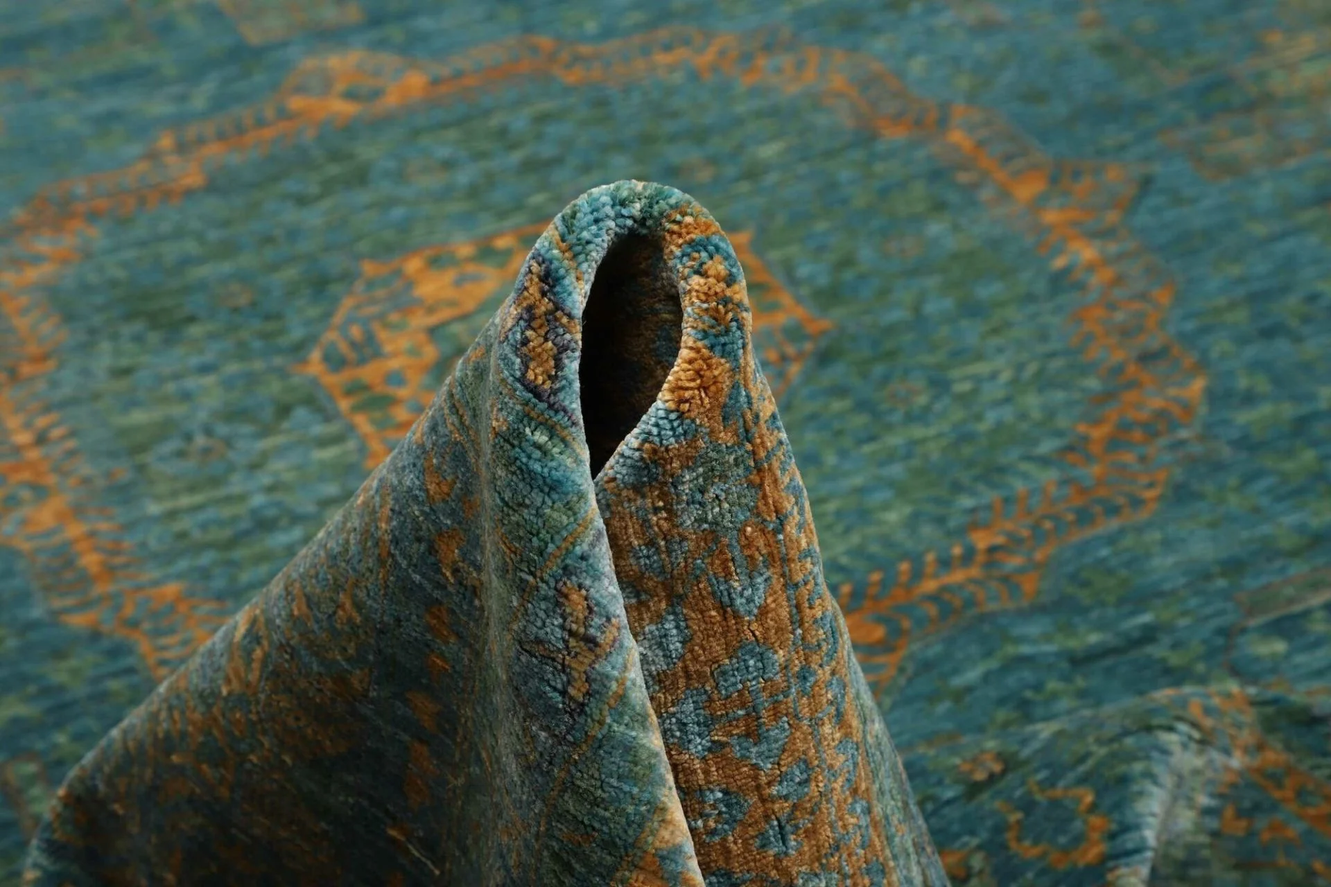 Mamluk Pakistani Rug — hand-knotted, 268 × 357 cm, Wool