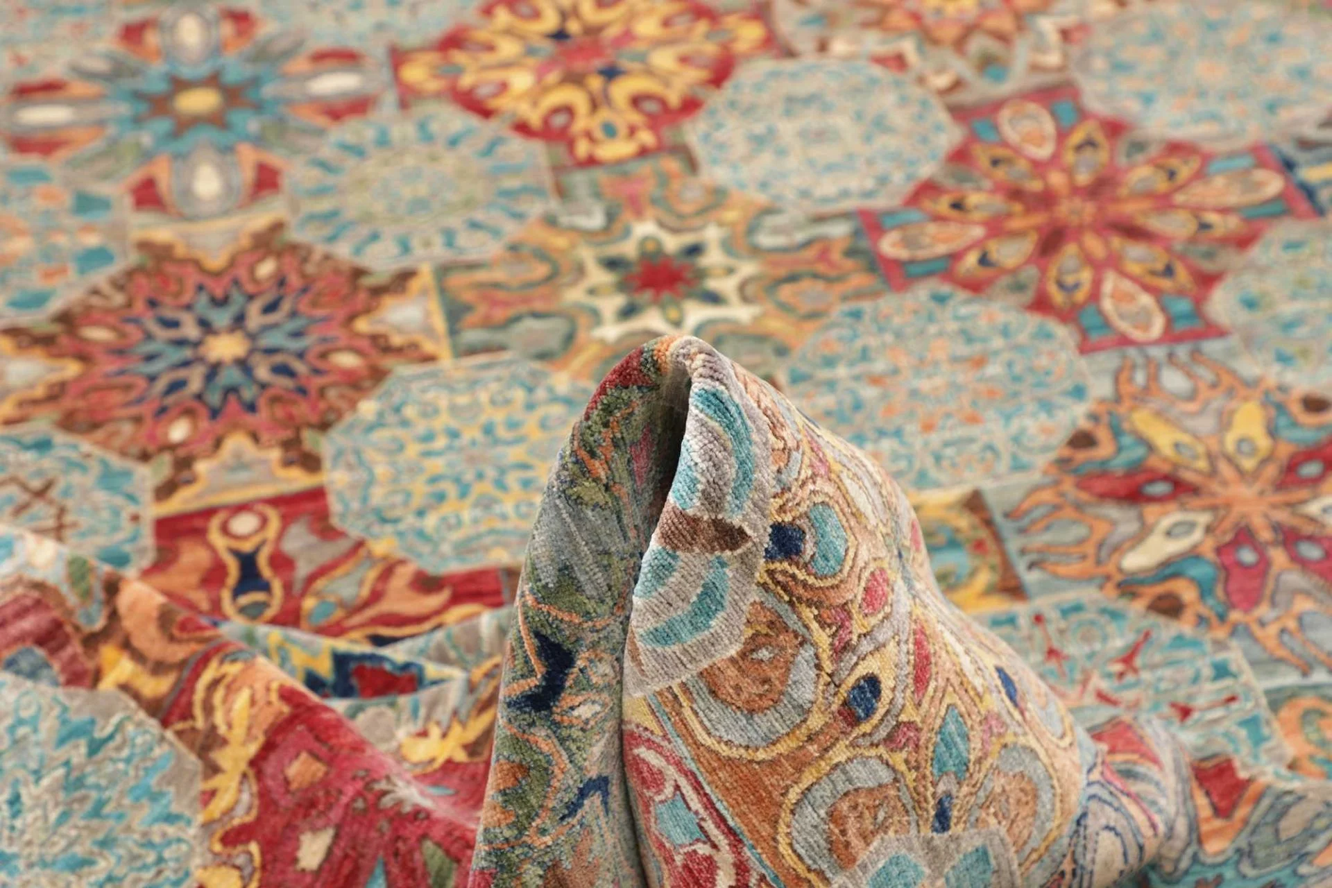 Samarkand Pakistani Rug 245 × 299 cm, Wool, hand-knotted