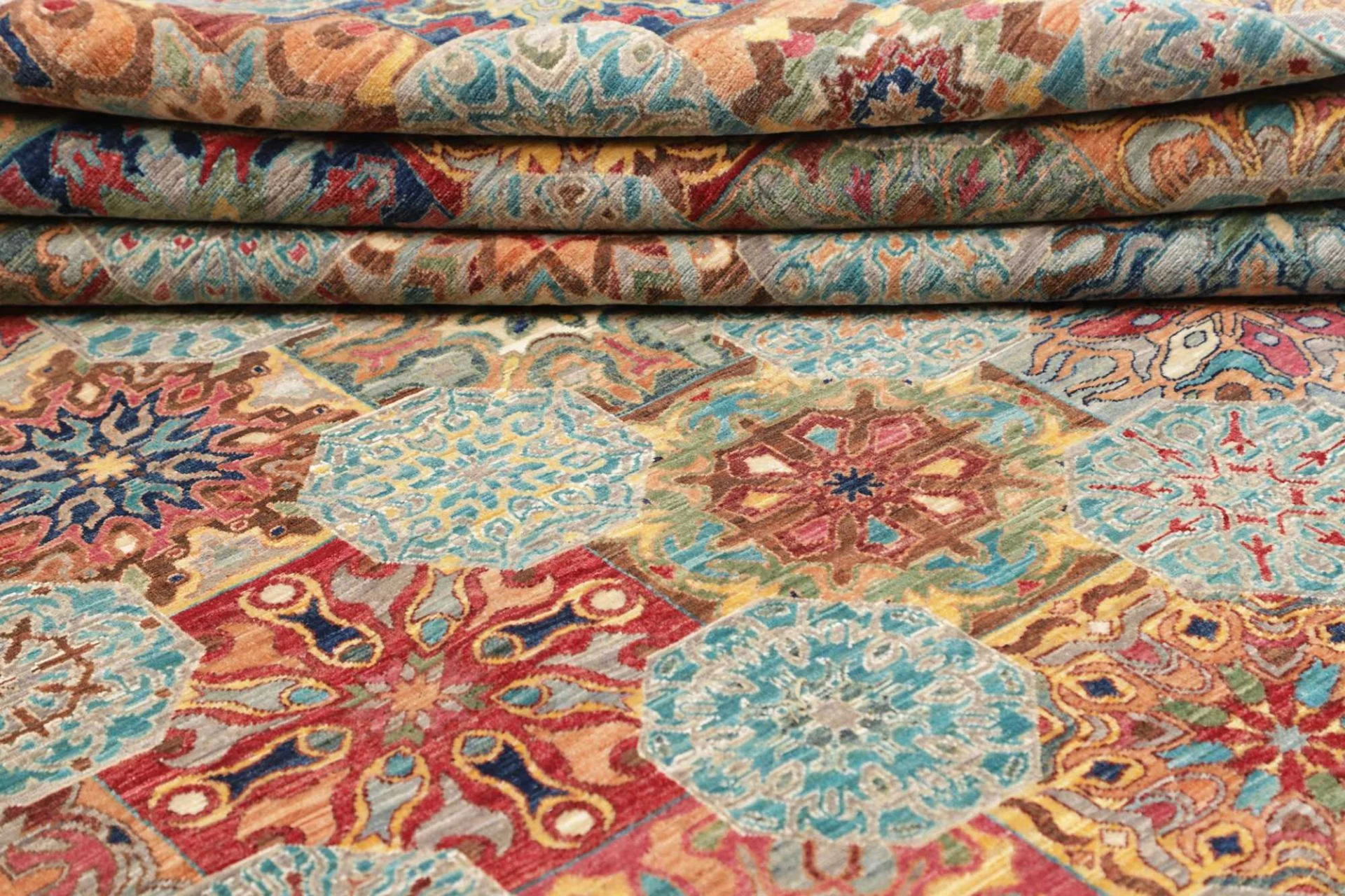 Samarkand Pakistani Rug 245 × 299 cm, Wool, hand-knotted