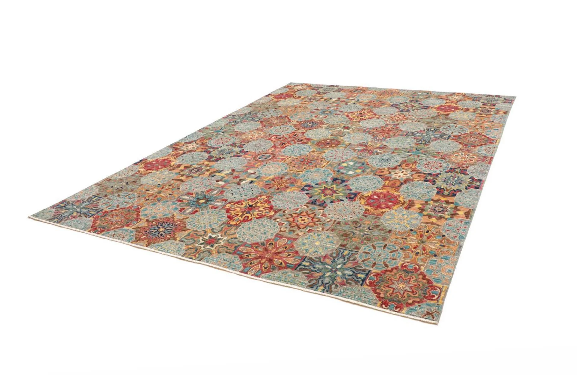 Hand-Knotted Wool Samarkand Pakistani Rug, 240 × 306 cm