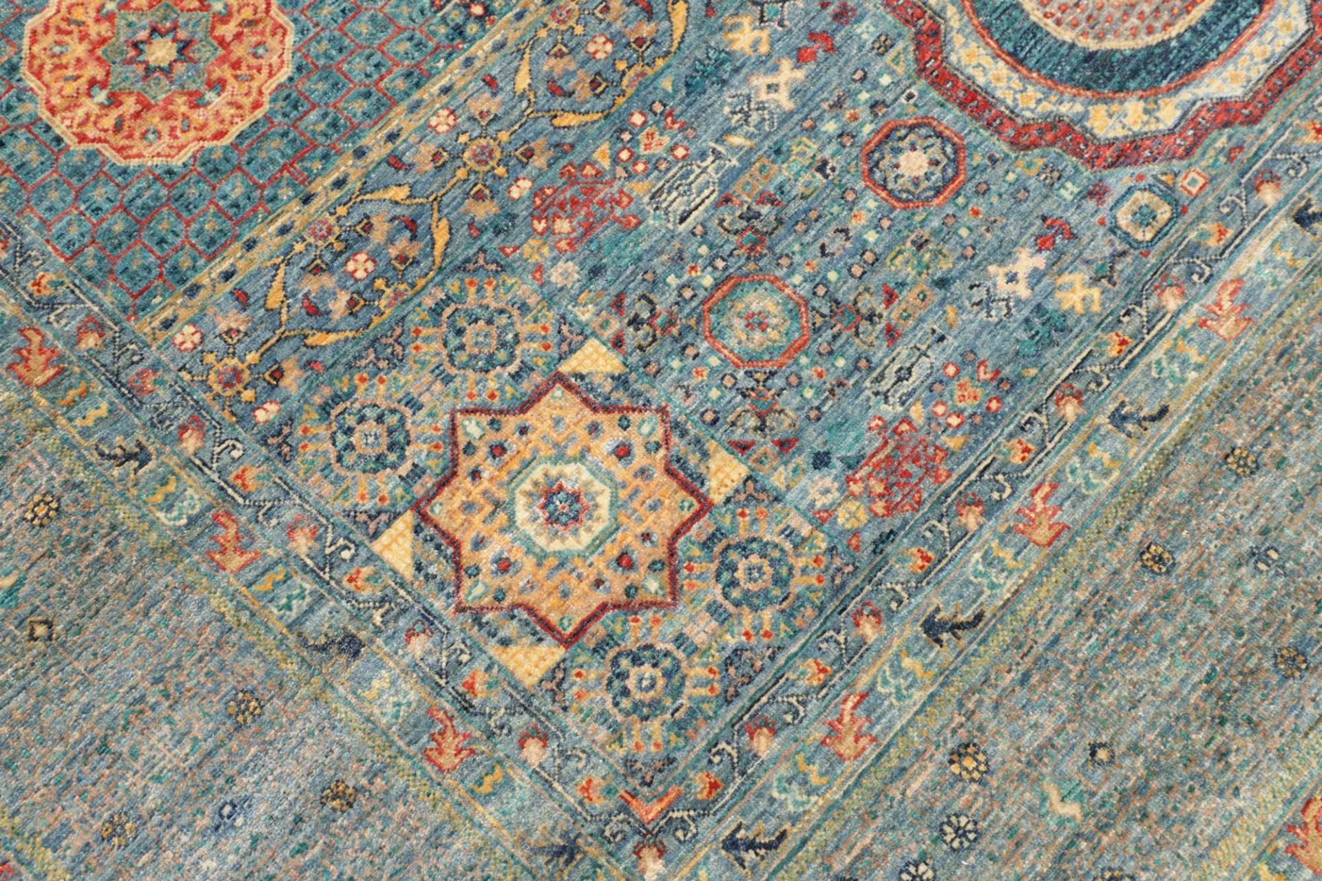 Hand-Knotted Wool Mamluk Pakistani Rug, 209 × 289 cm
