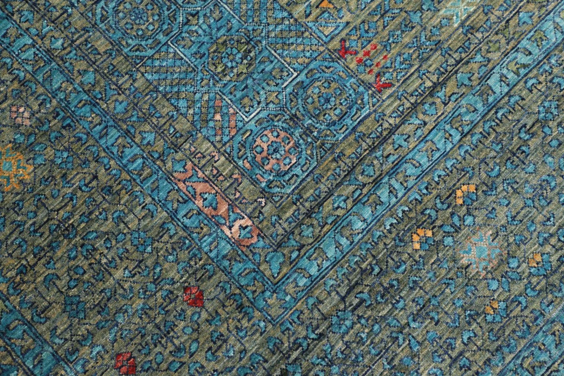 Mamluk Pakistani Rug — hand-knotted, 202 × 303 cm, Wool