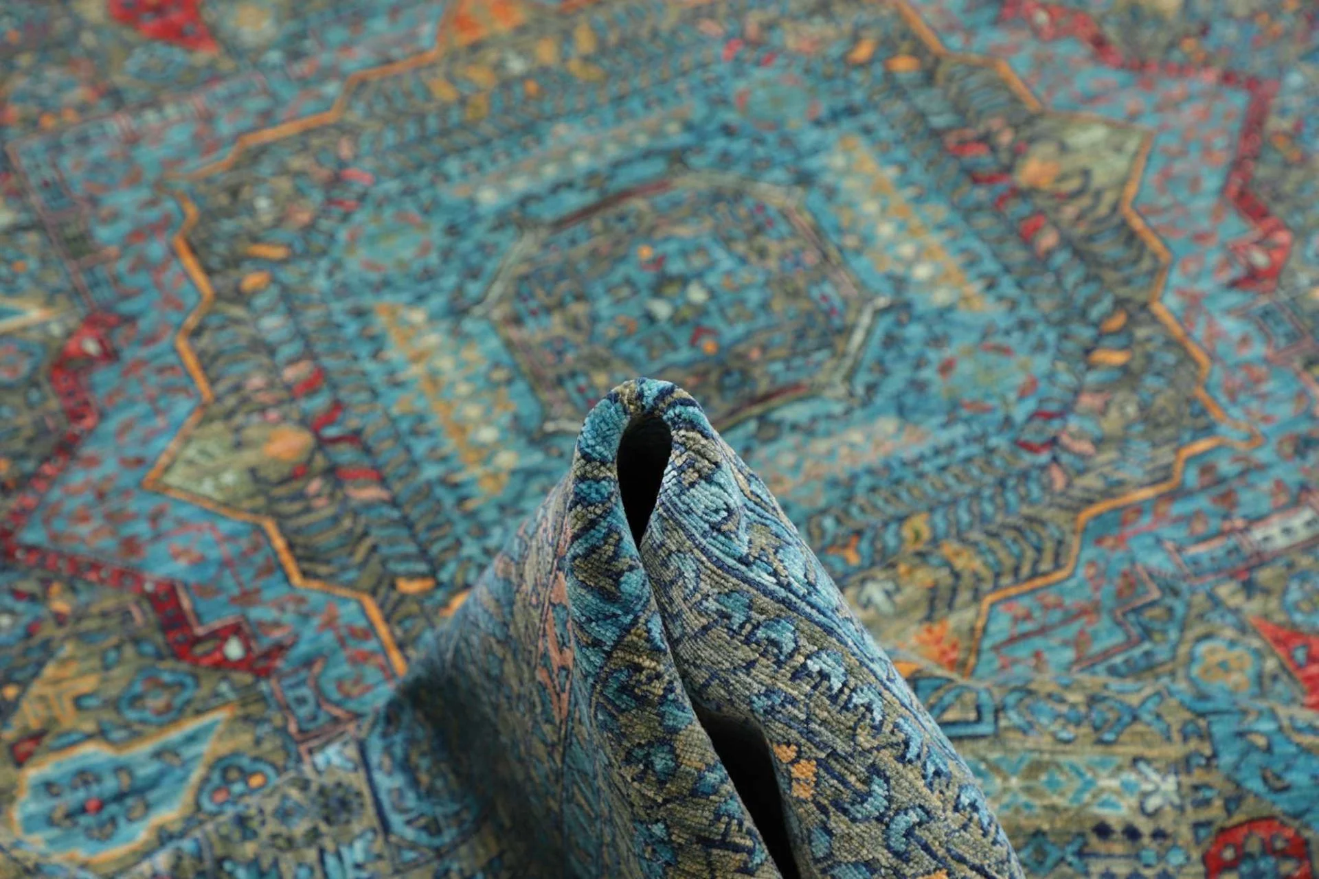 Mamluk Pakistani Rug — hand-knotted, 202 × 303 cm, Wool